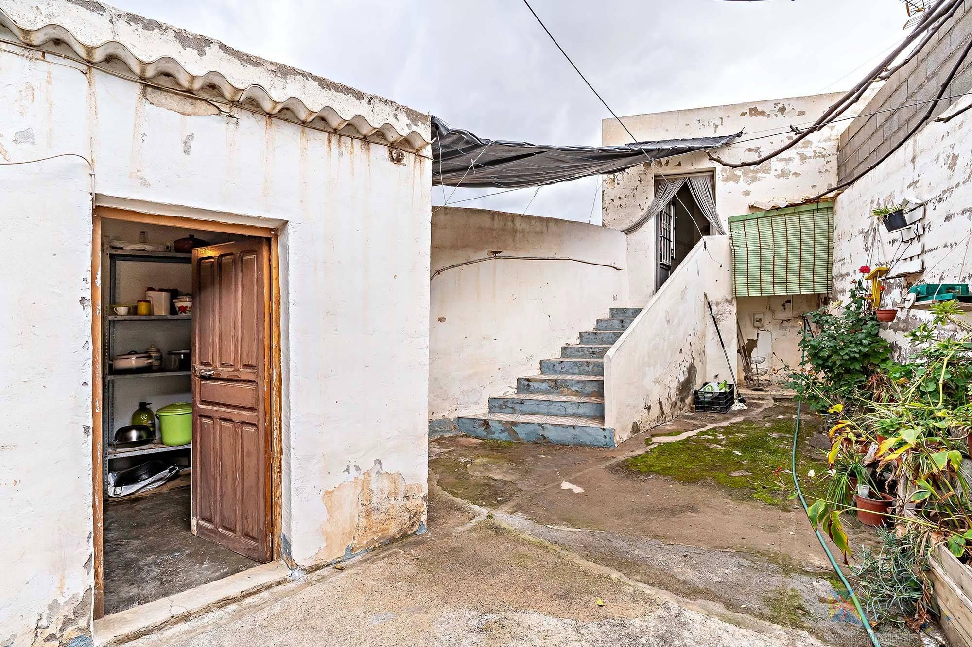 For sale of house in El Ejido