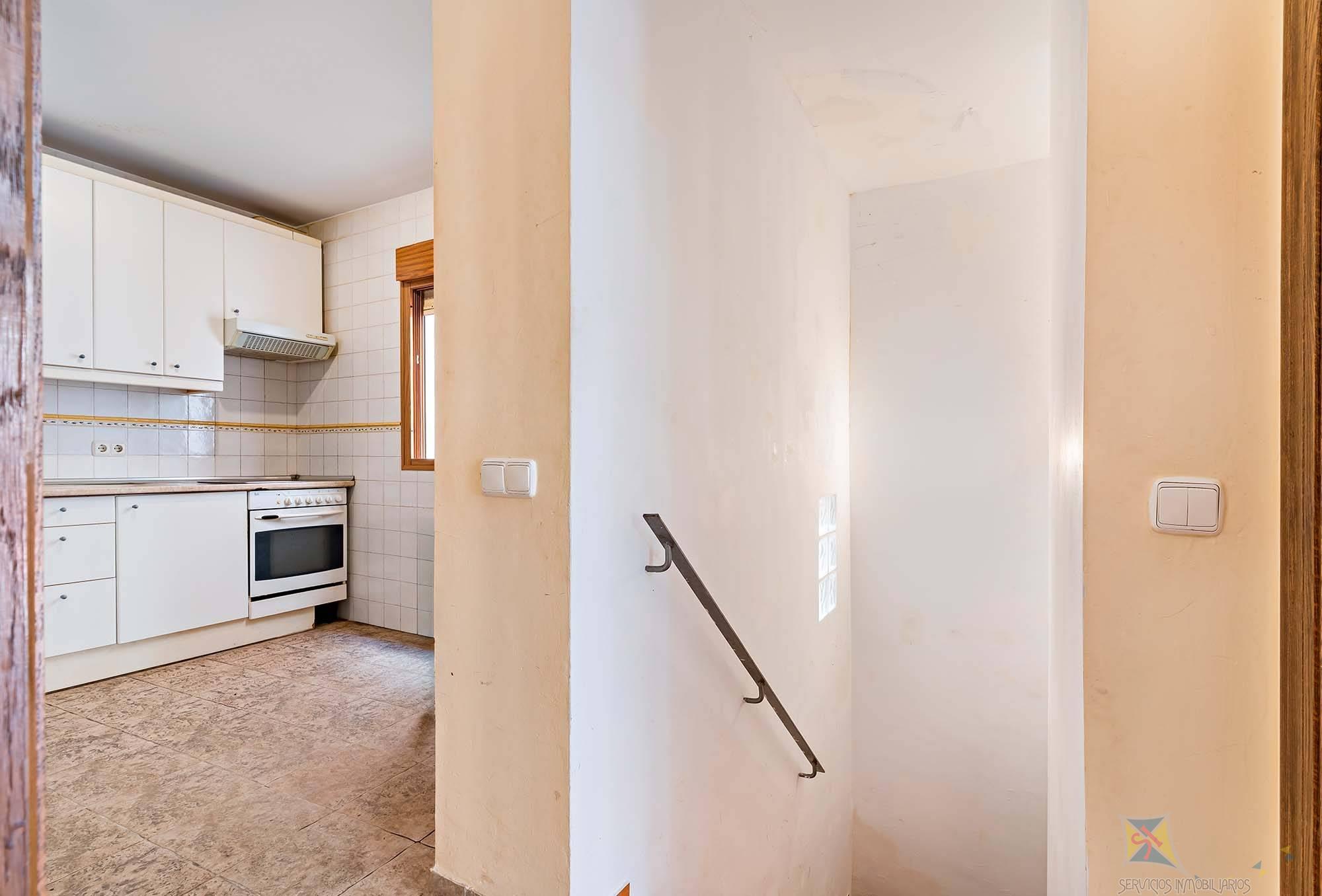 For sale of house in Adra