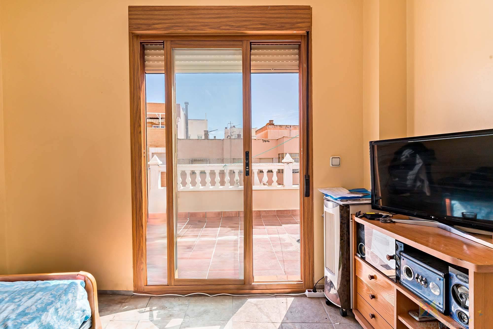 For sale of house in Adra