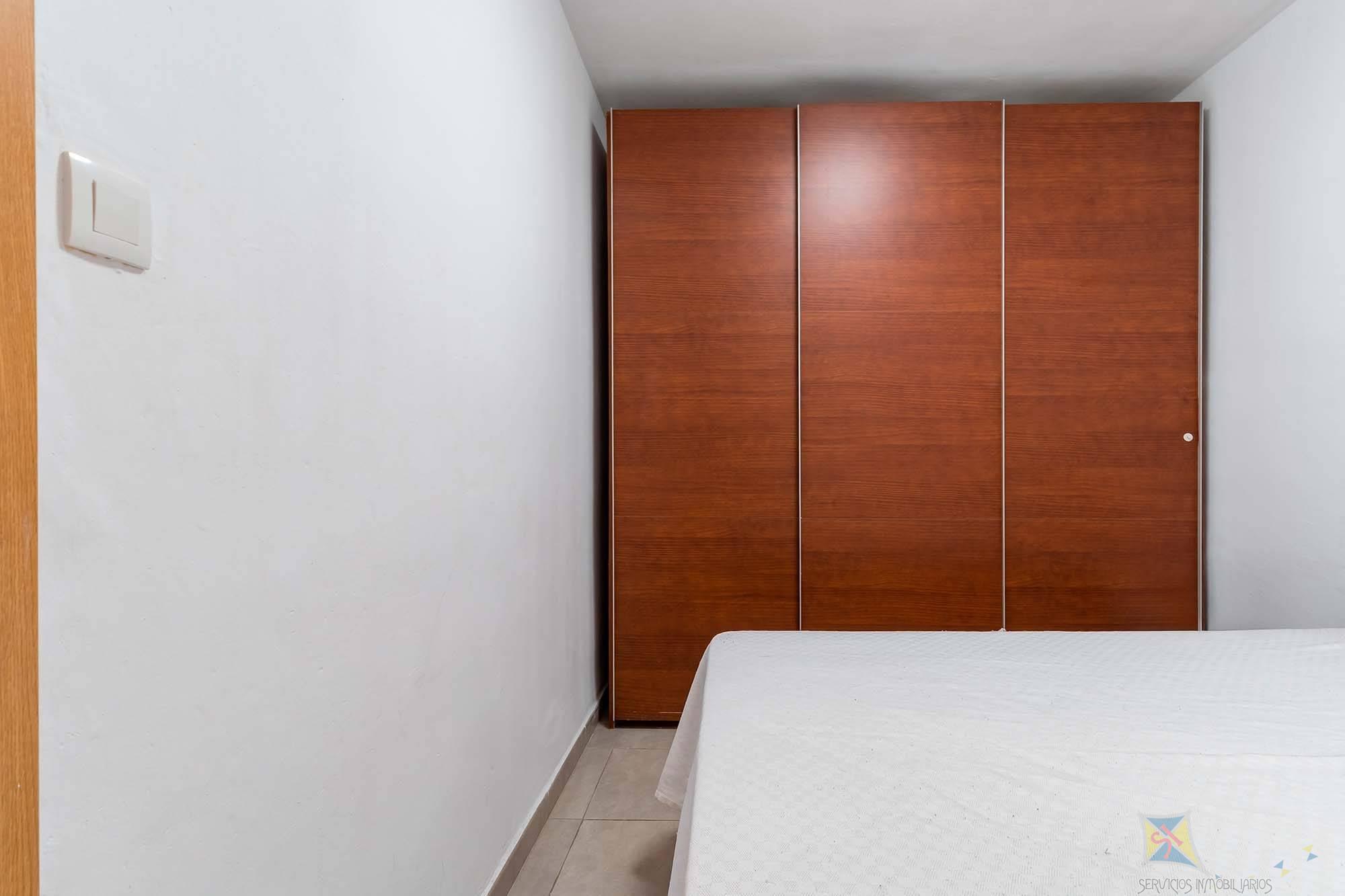 For sale of flat in Roquetas de Mar