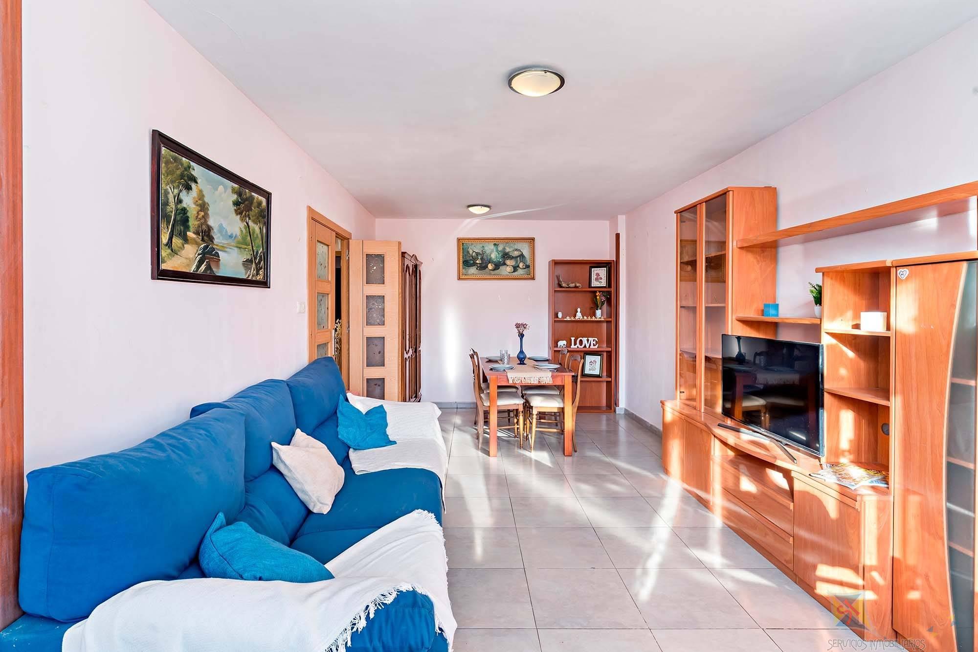 For sale of flat in Roquetas de Mar