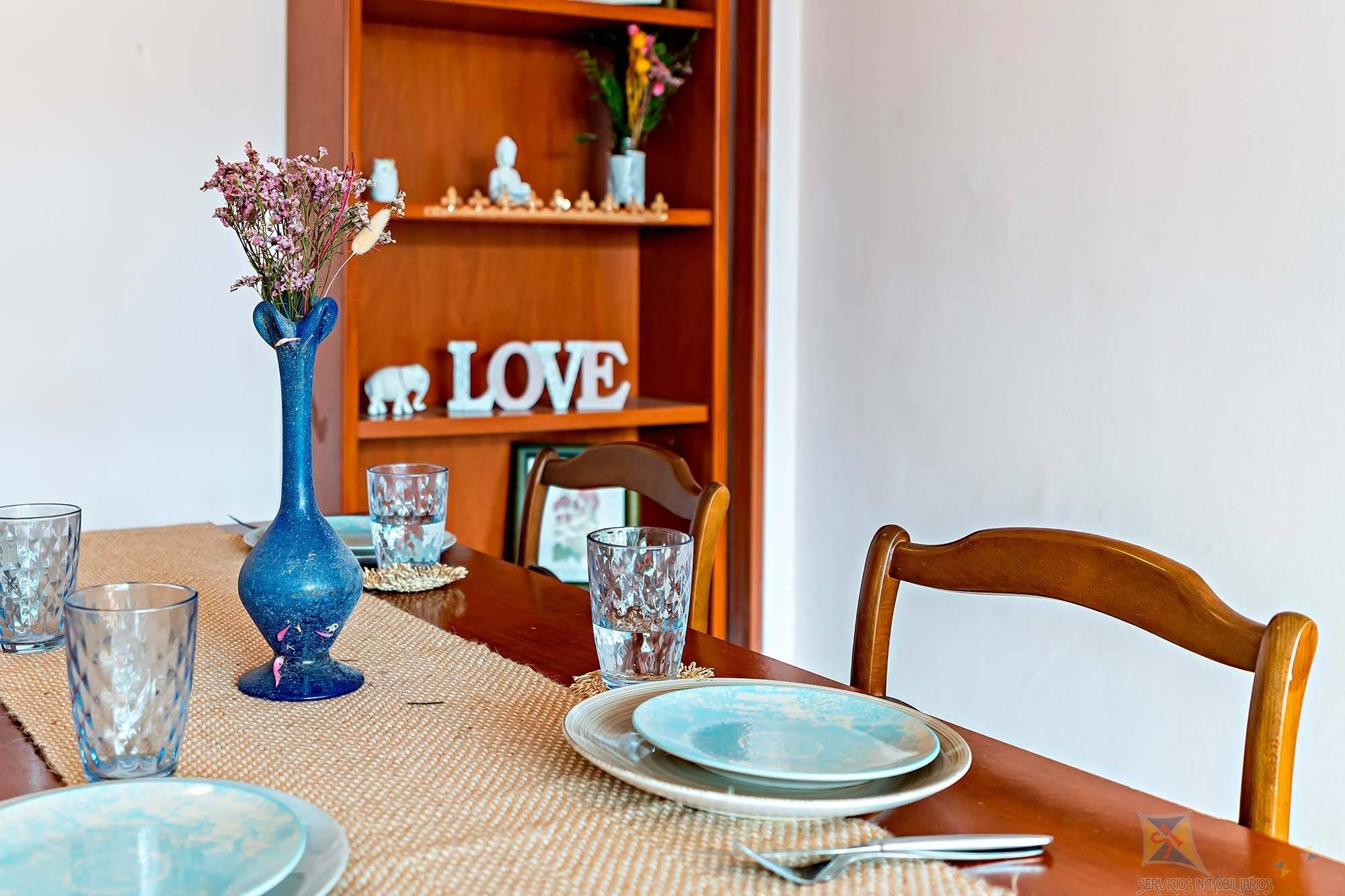 For sale of flat in Roquetas de Mar