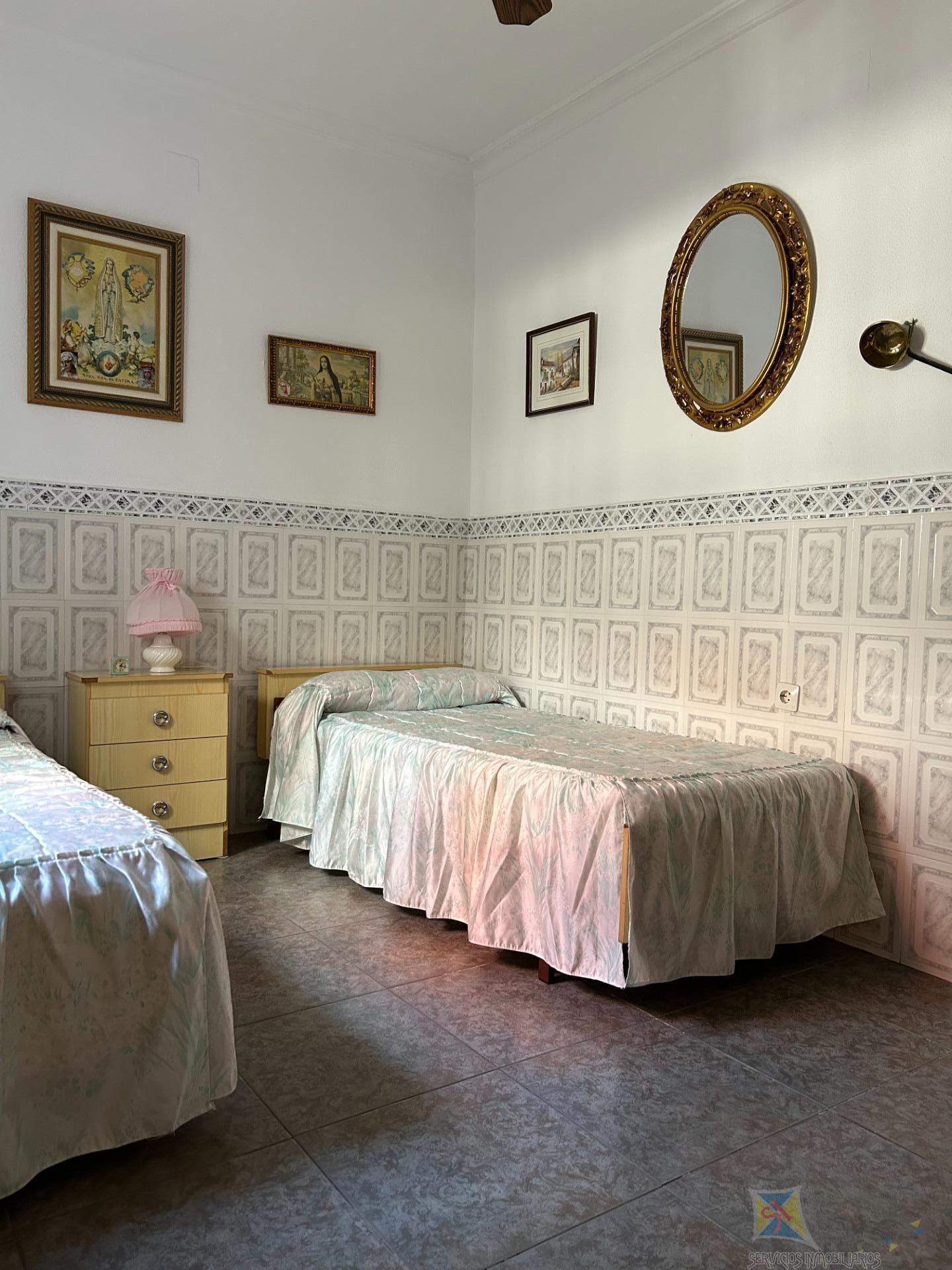 For sale of house in Mairena del Aljarafe