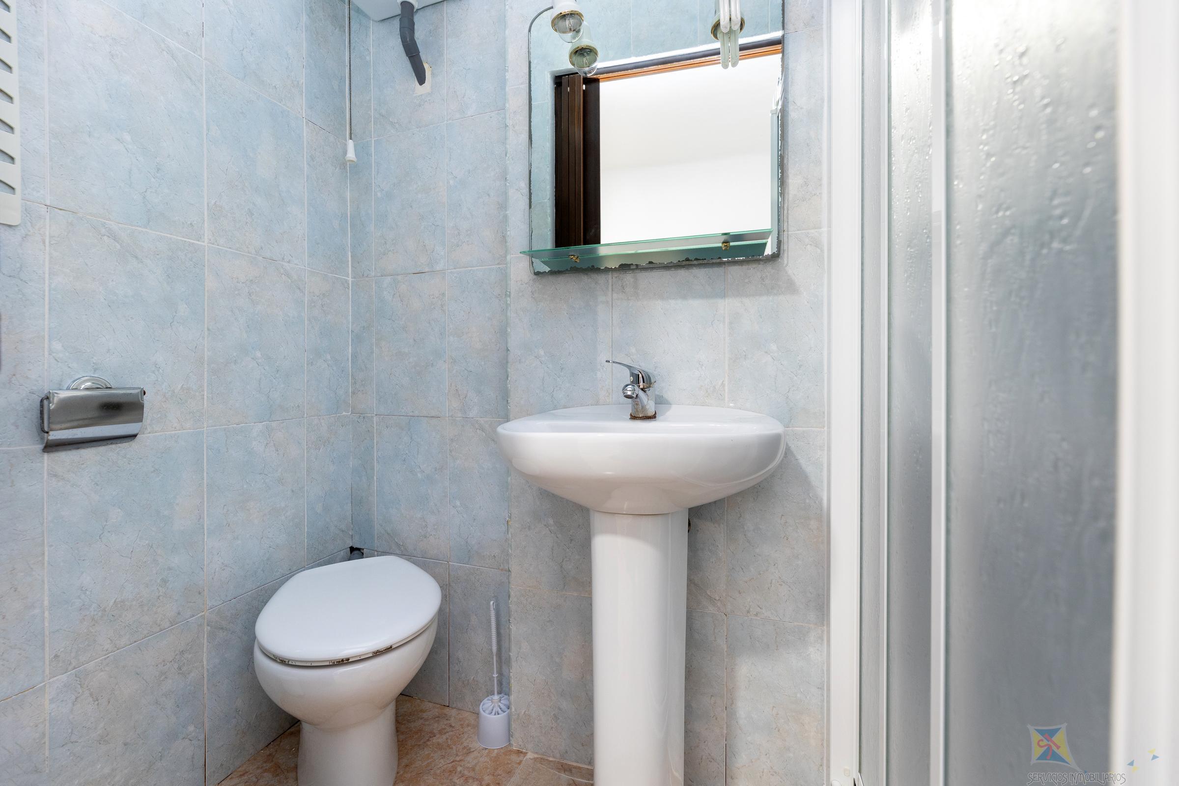 For sale of house in Alhama de Granada