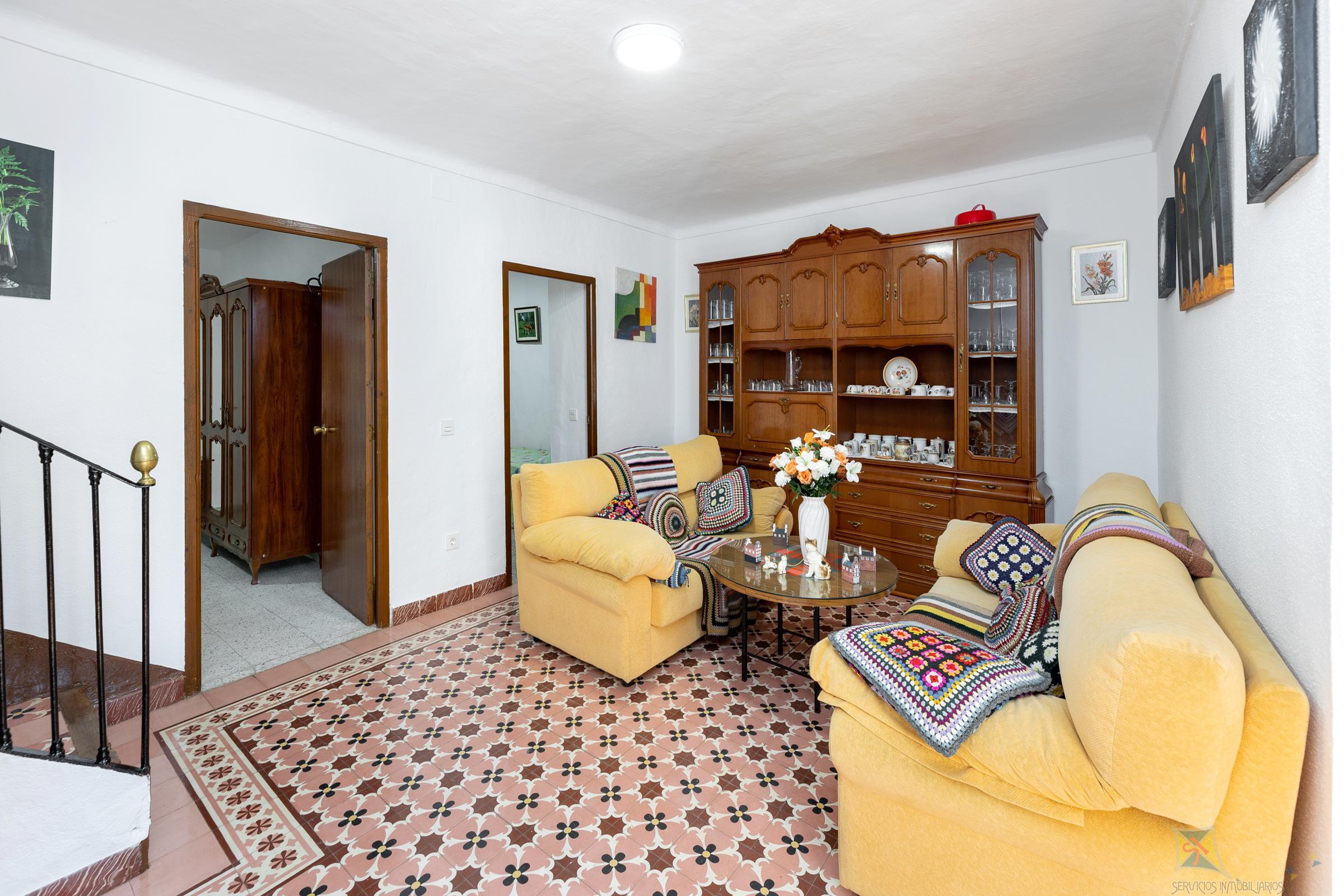 For sale of house in Alhama de Granada