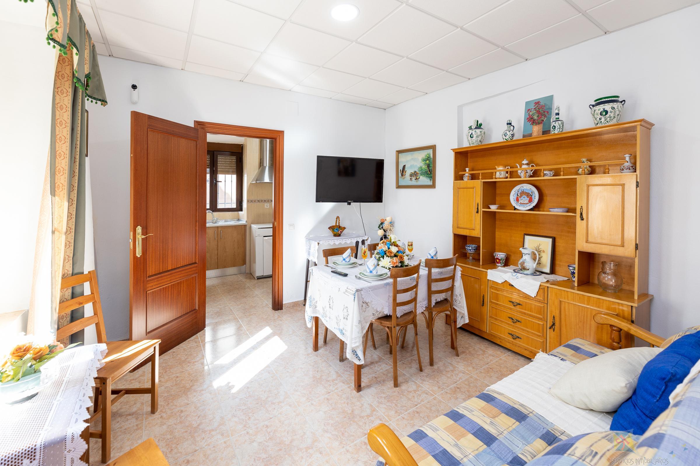 For sale of house in Alhama de Granada