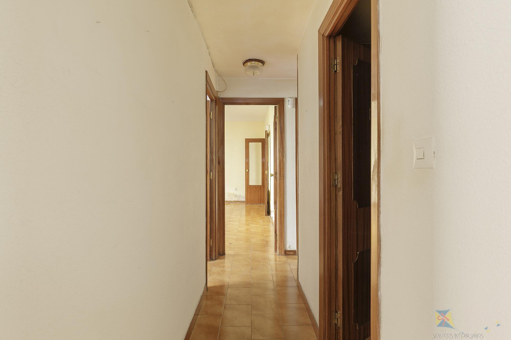 For sale of flat in Granada