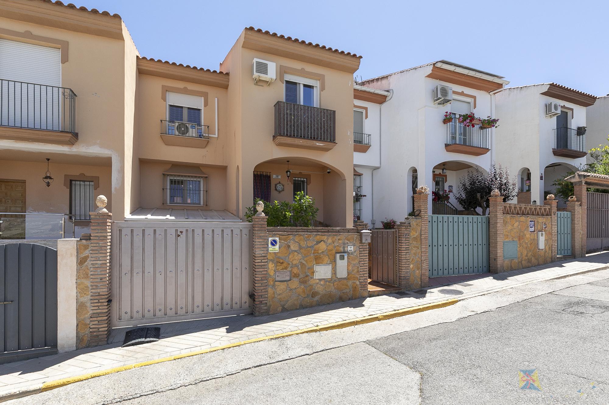 For sale of house in Otura
