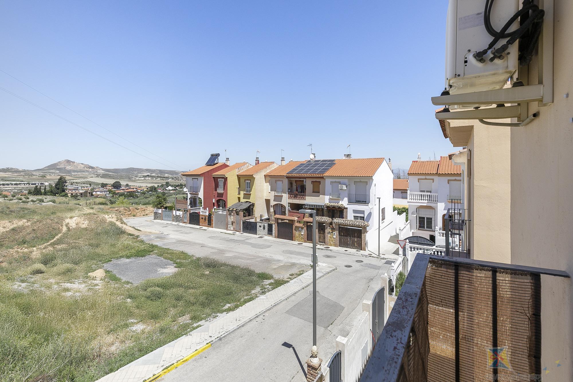 For sale of house in Otura
