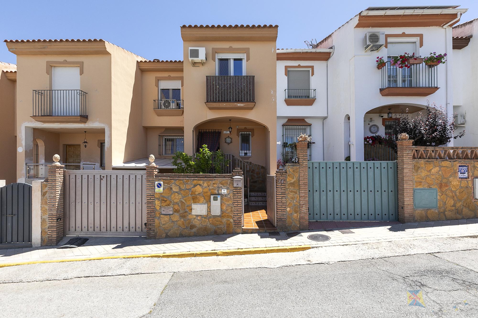 For sale of house in Otura