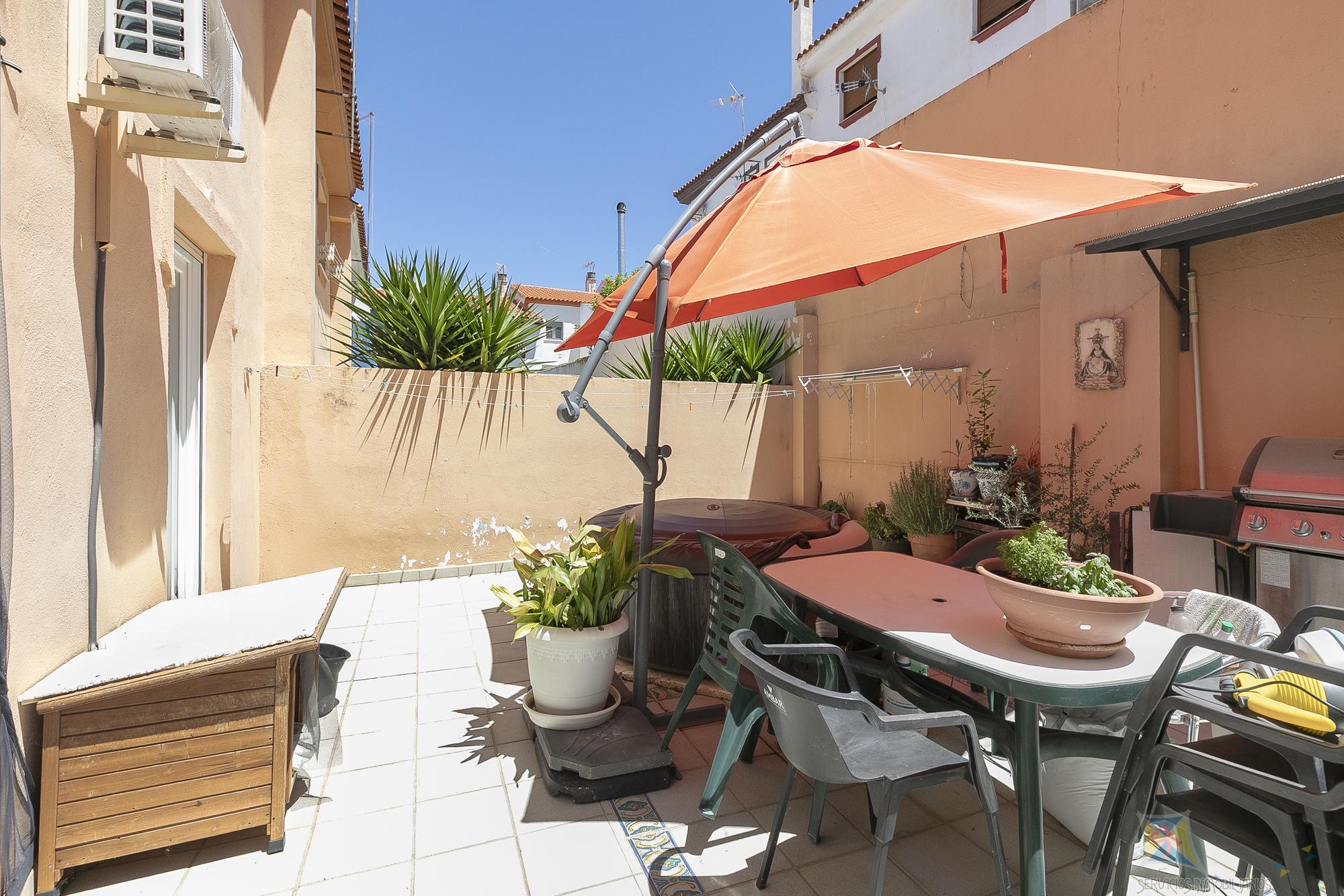 For sale of house in Otura