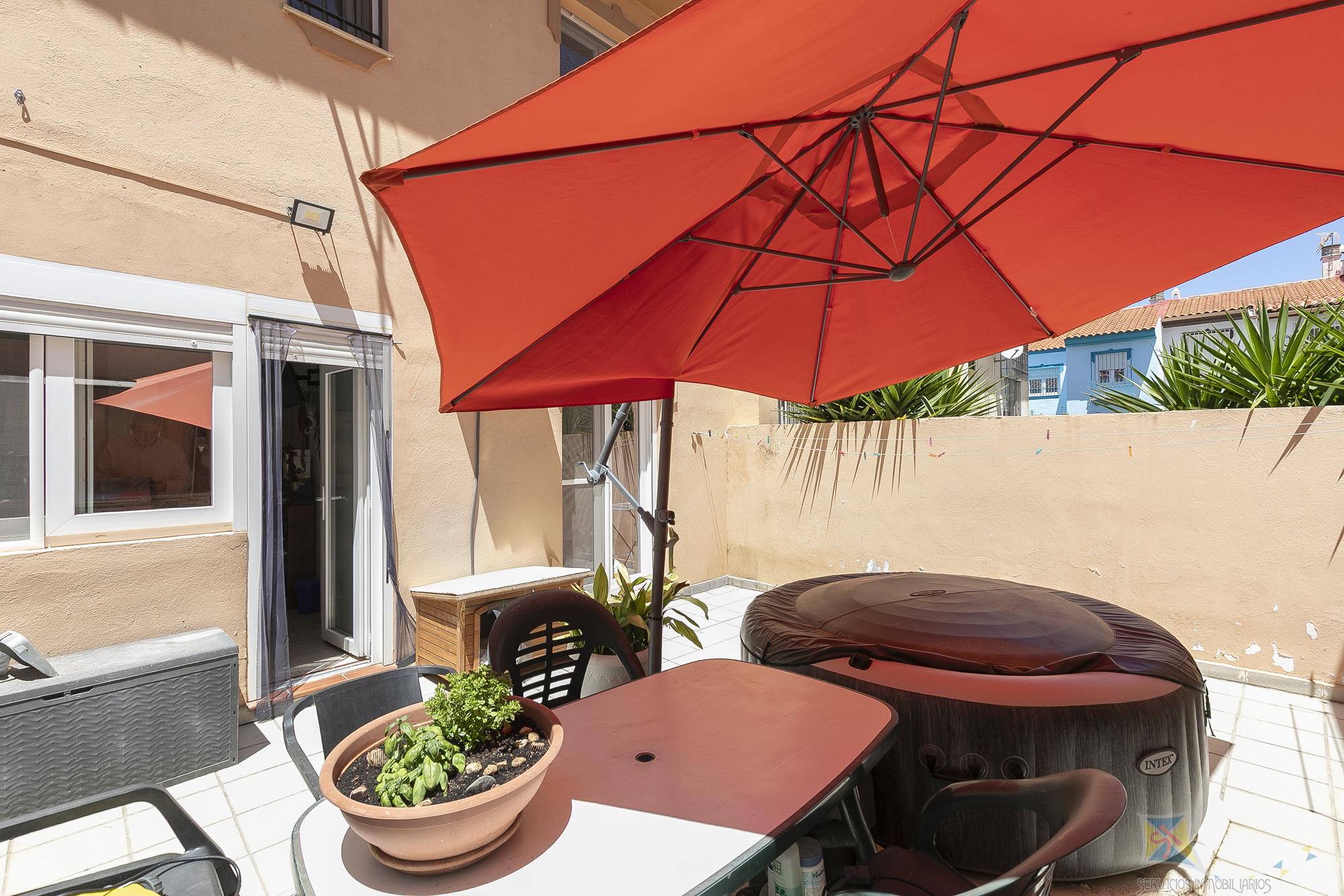 For sale of house in Otura