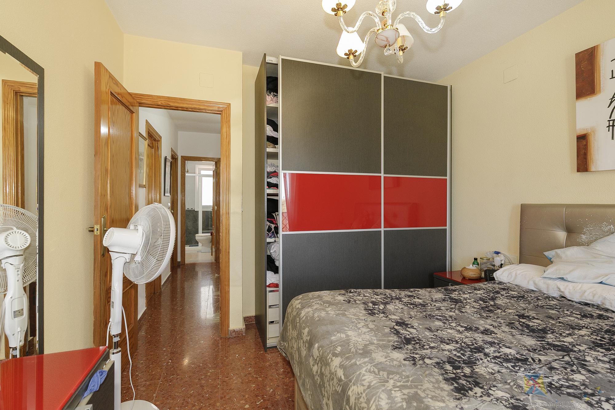 For sale of house in Otura