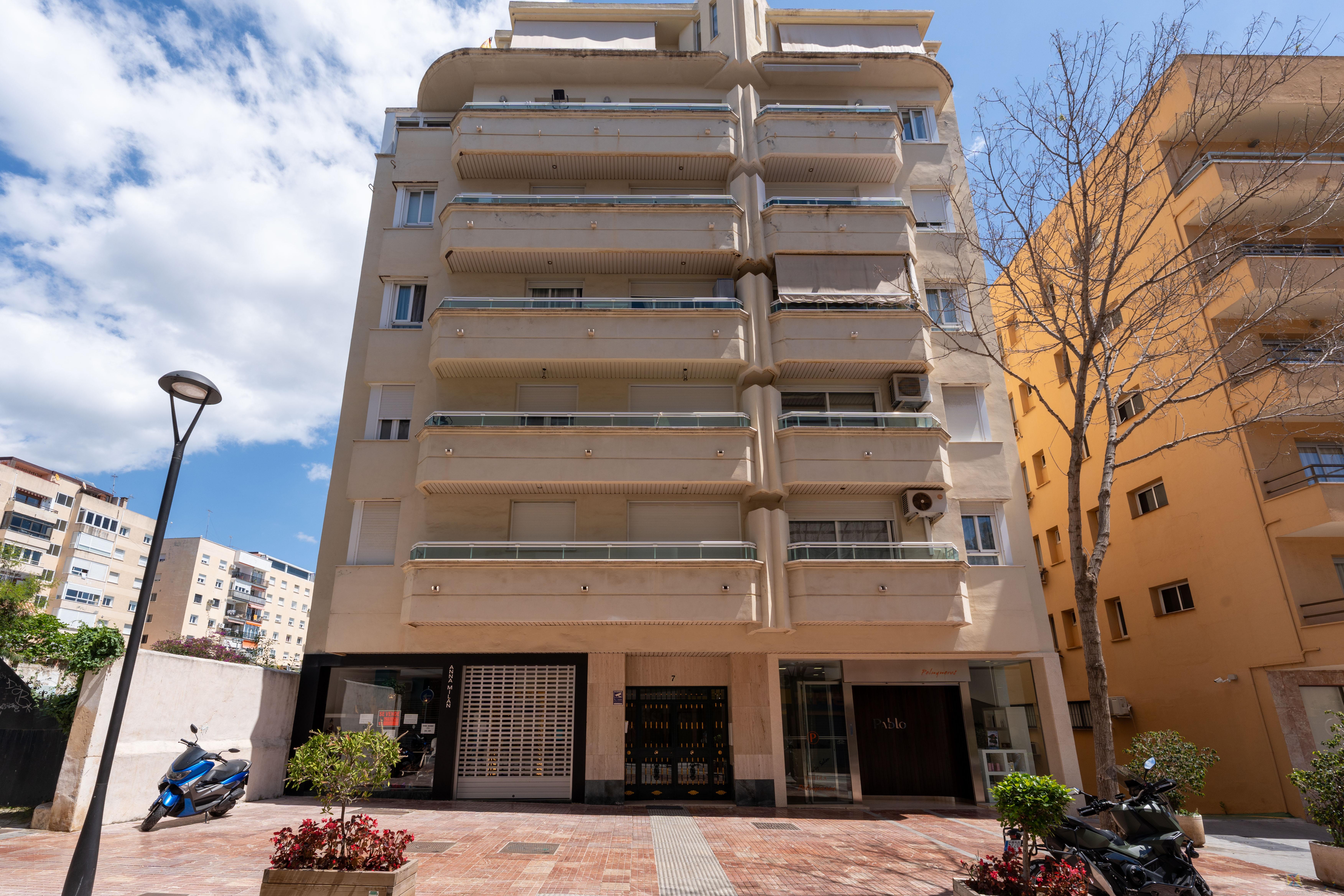 For sale of apartment in Marbella
