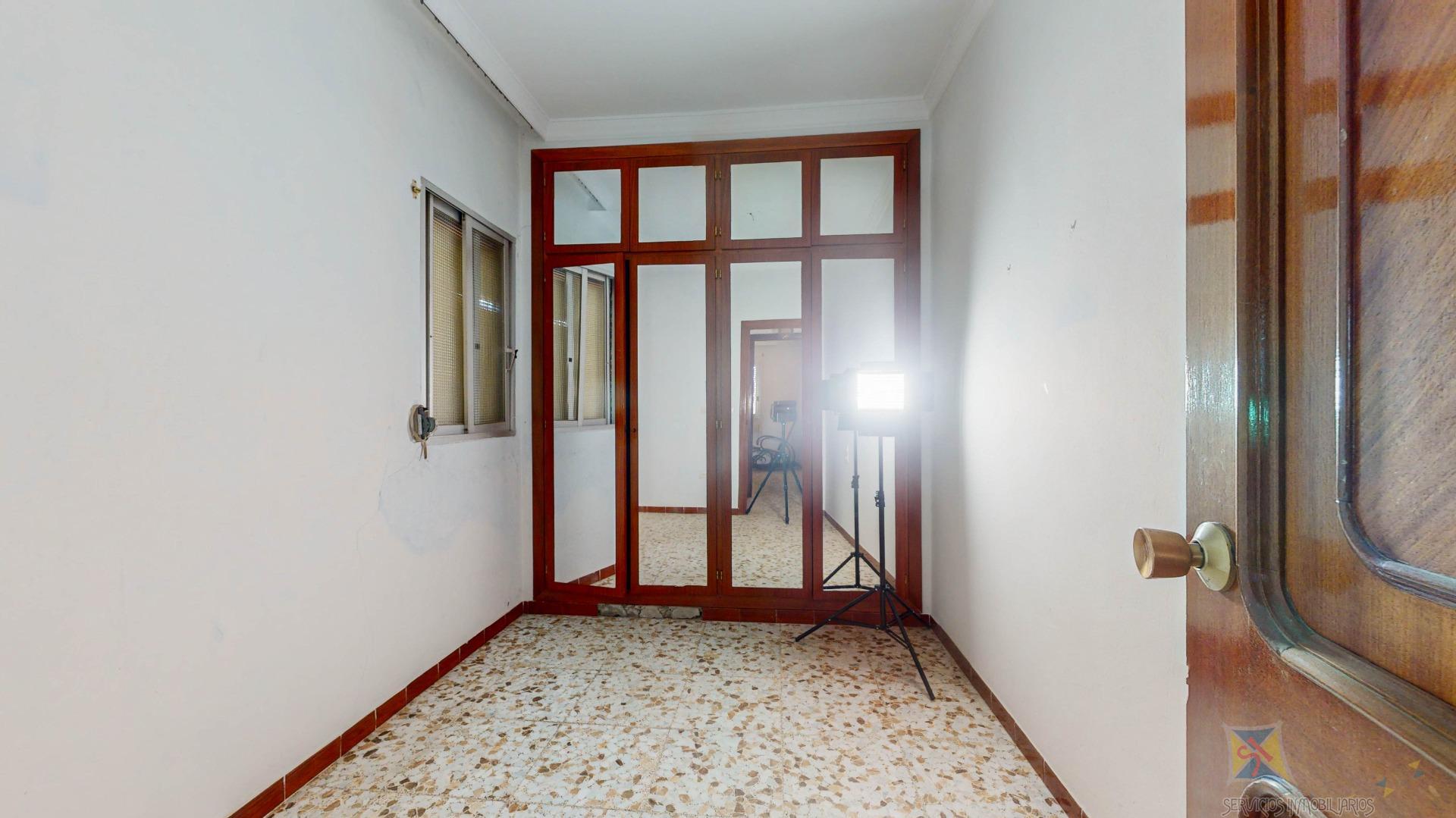 For sale of building in Málaga