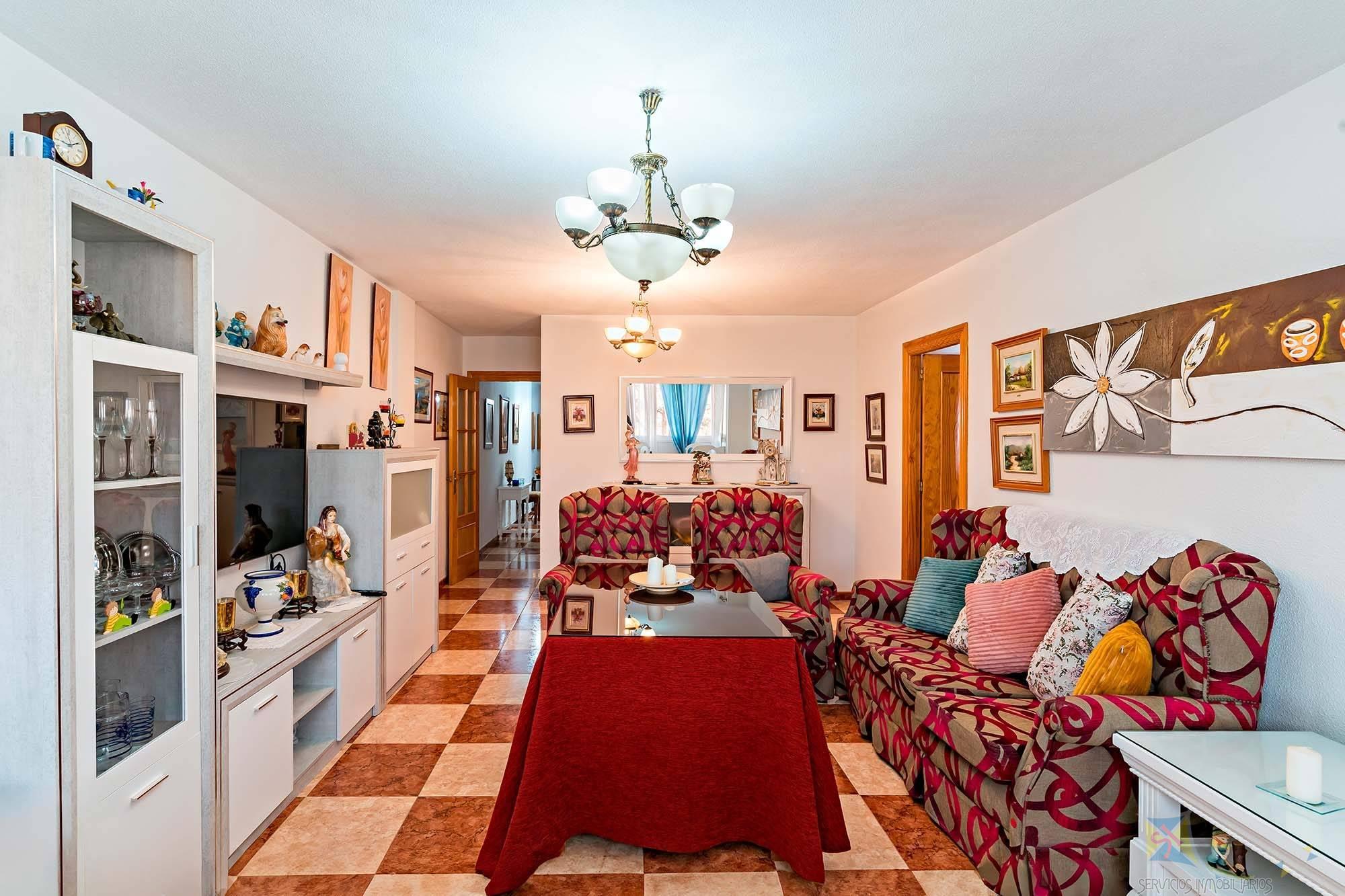 For sale of flat in Roquetas de Mar