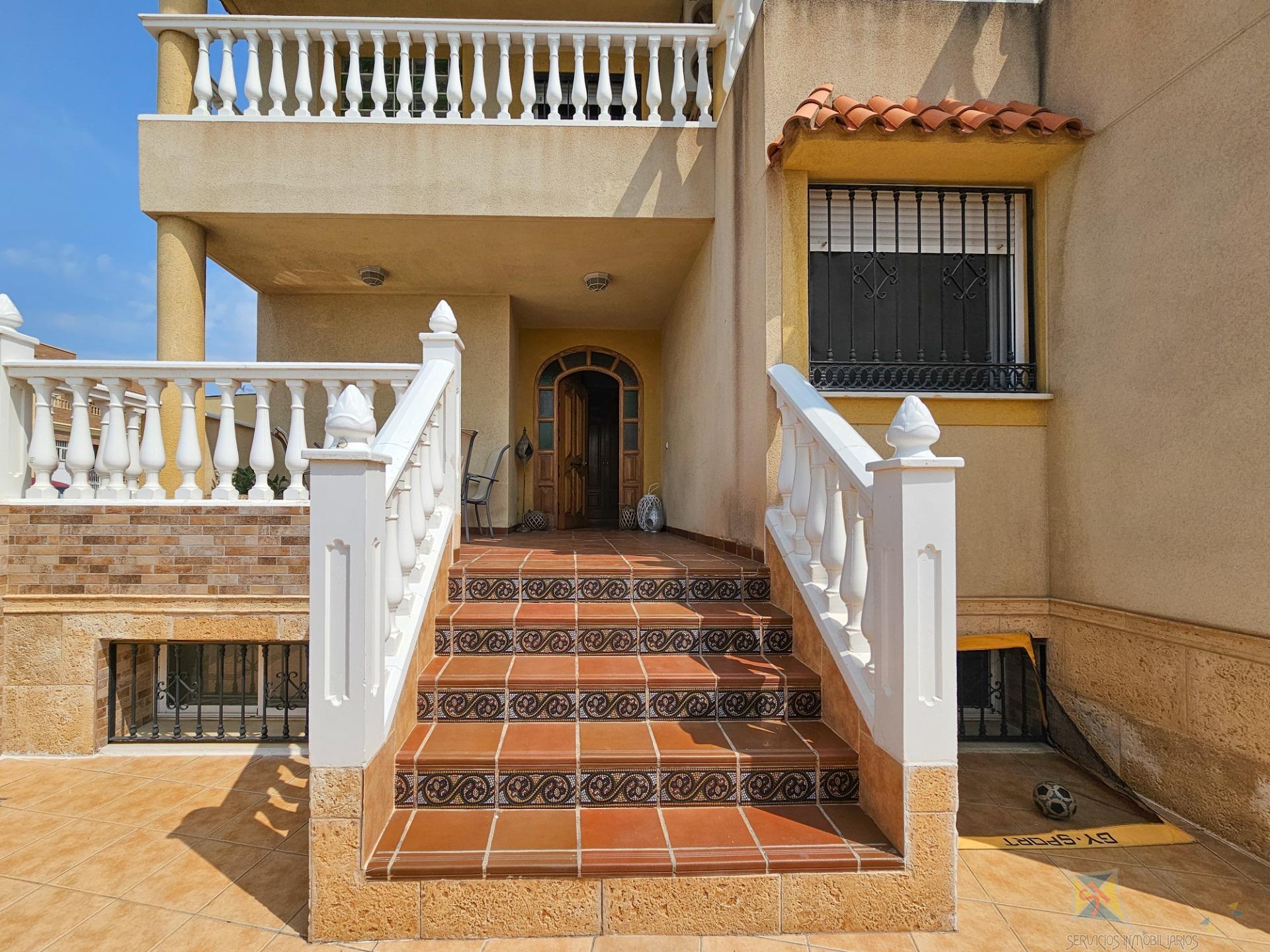 For sale of chalet in Pechina