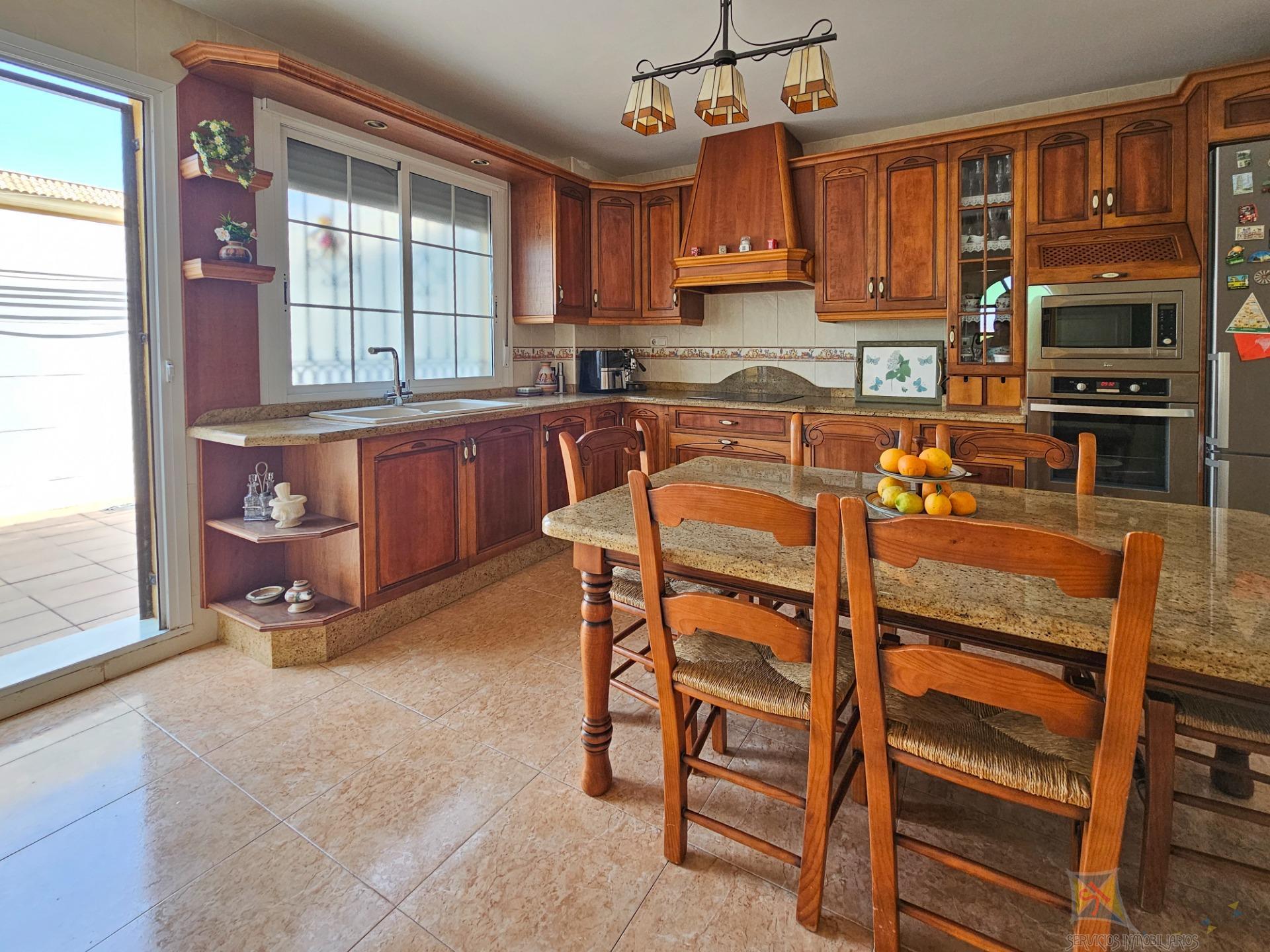 For sale of chalet in Pechina