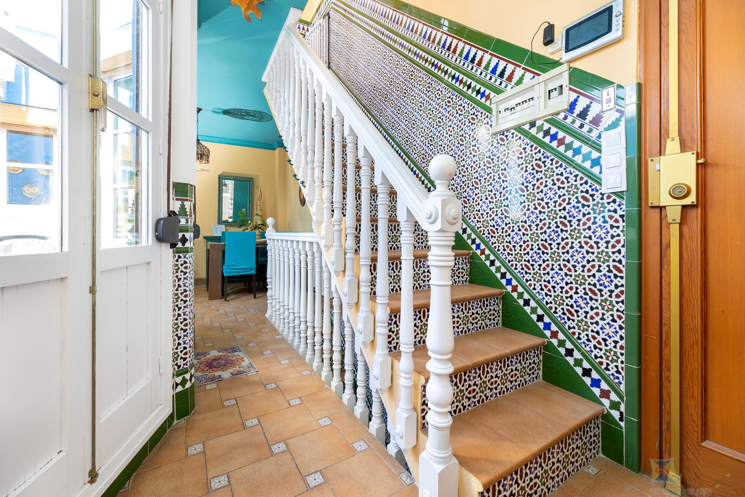 For sale of villa in Granada