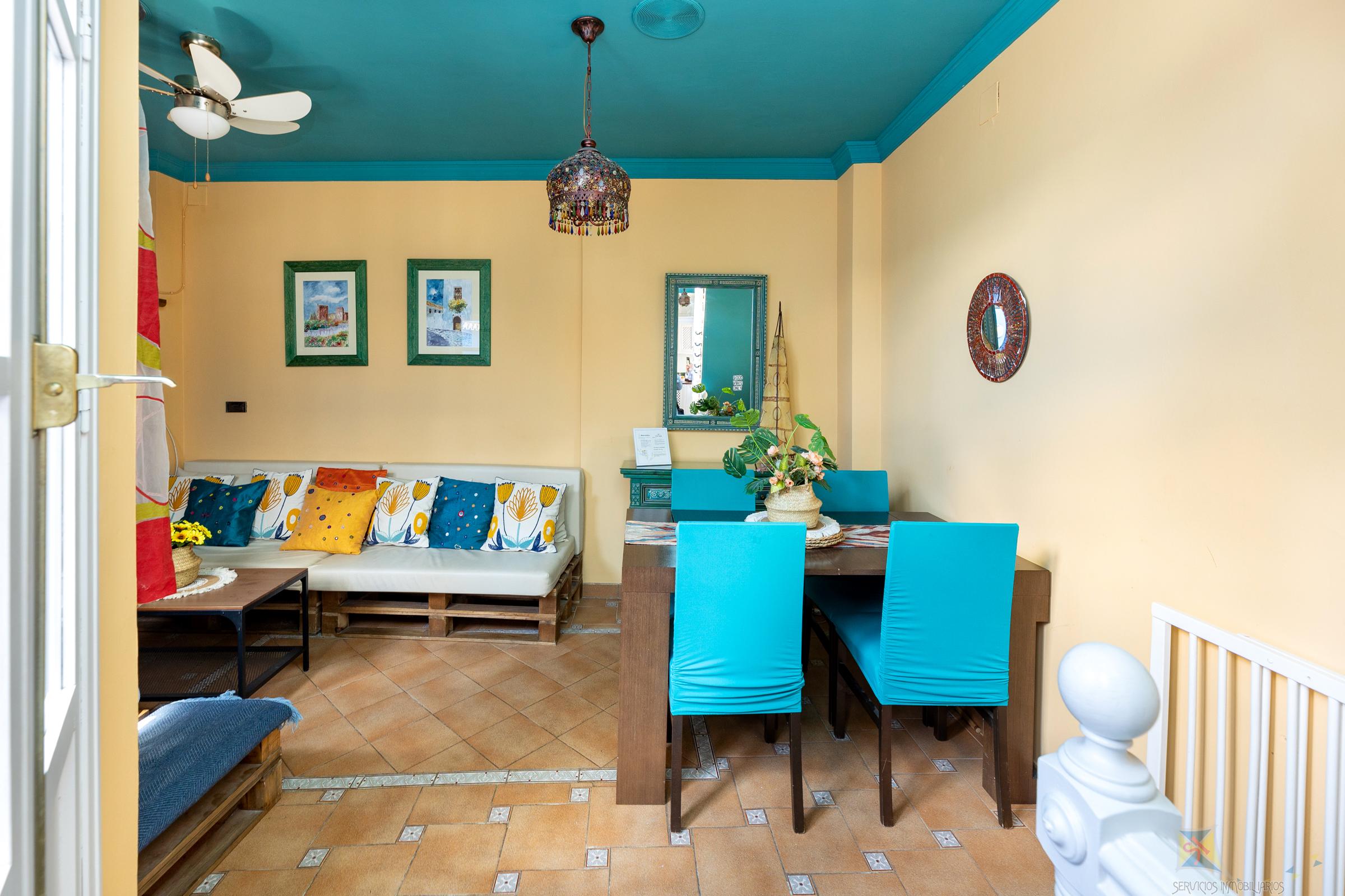 For sale of villa in Granada