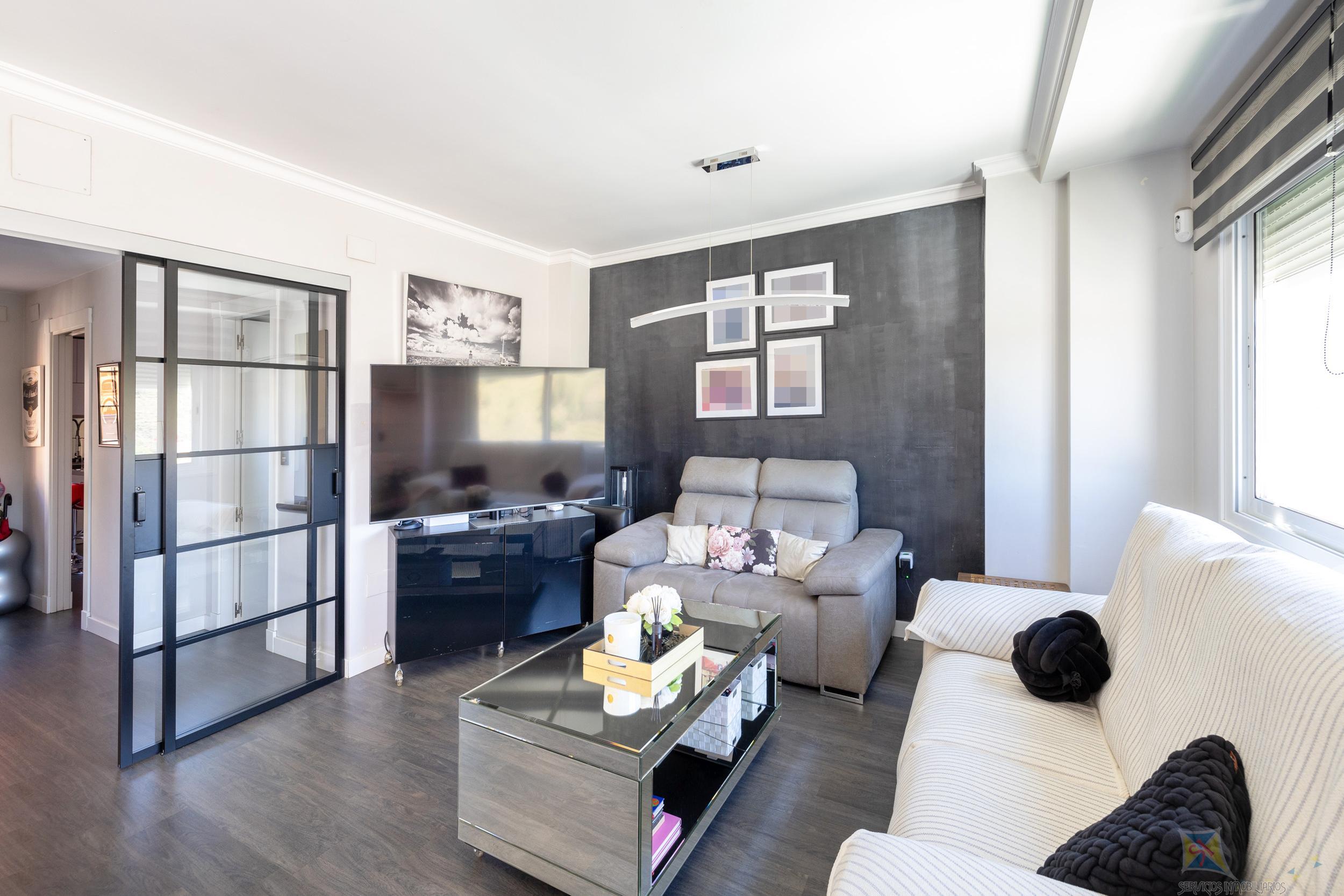 For sale of house in Granada