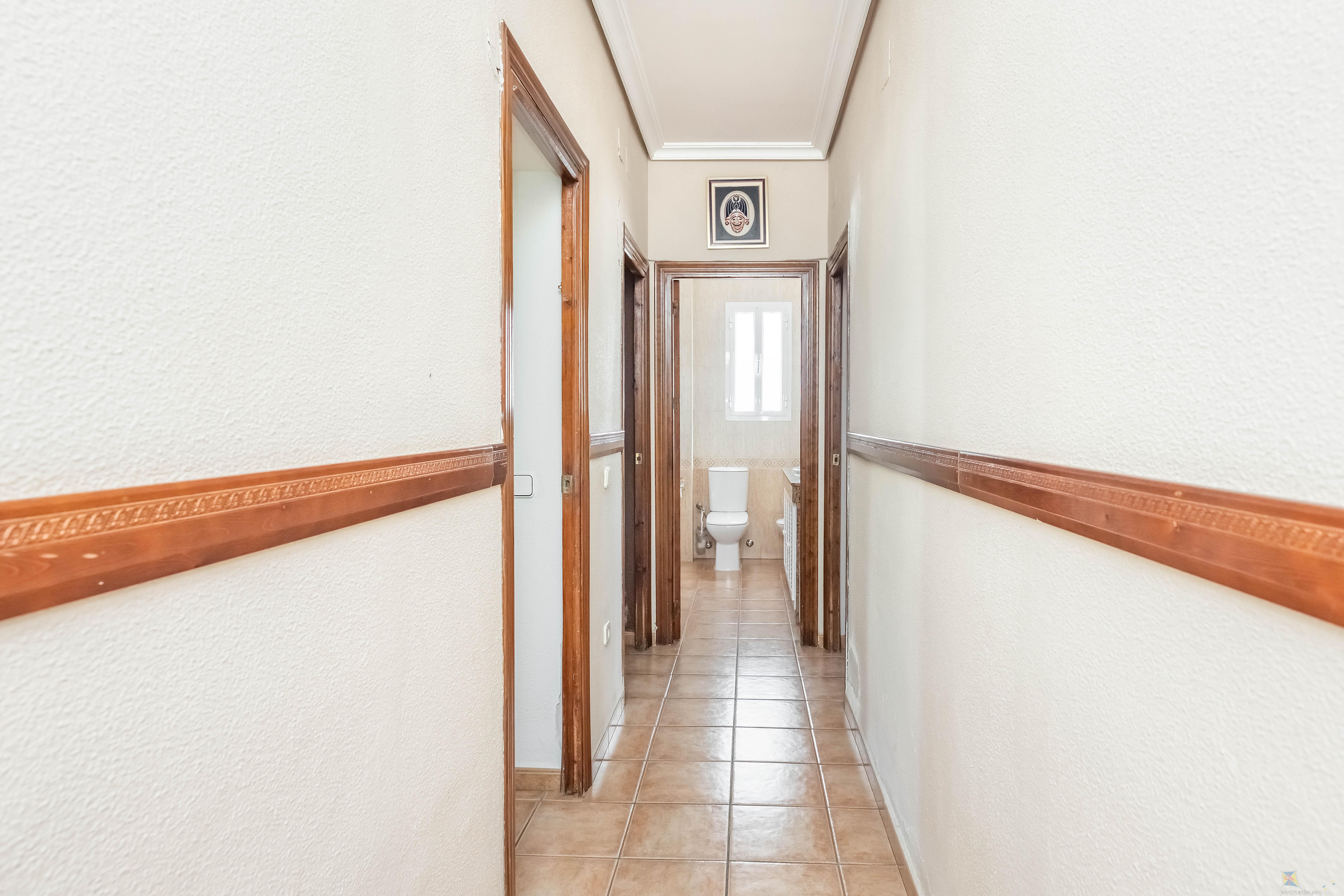 For sale of villa in Dos Hermanas