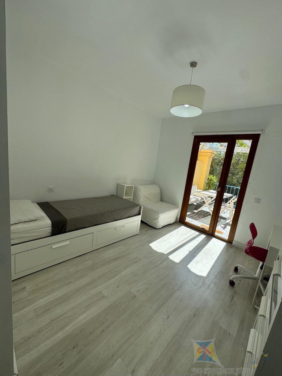For rent of duplex in Marbella