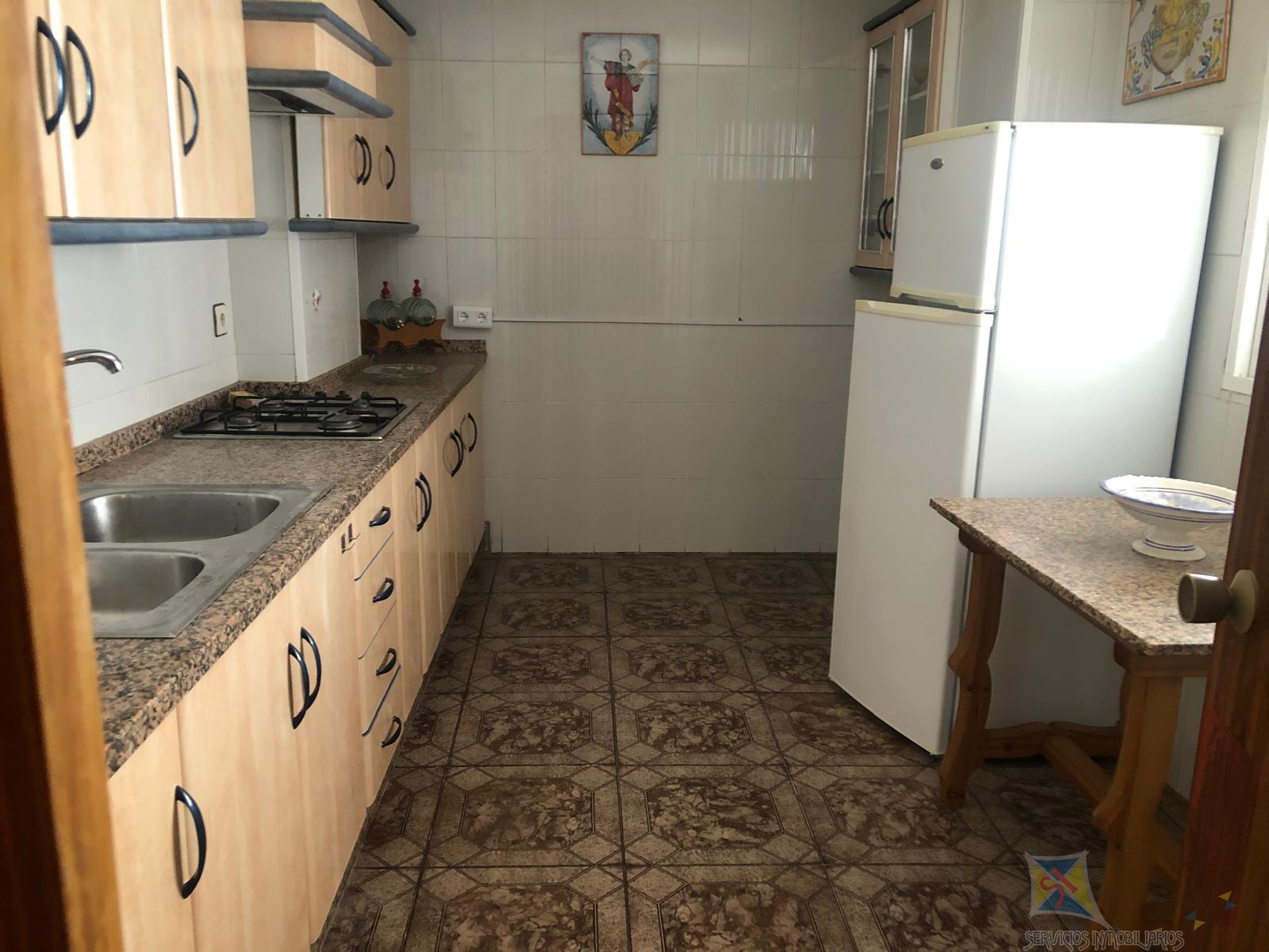 For sale of house in Cuevas Bajas