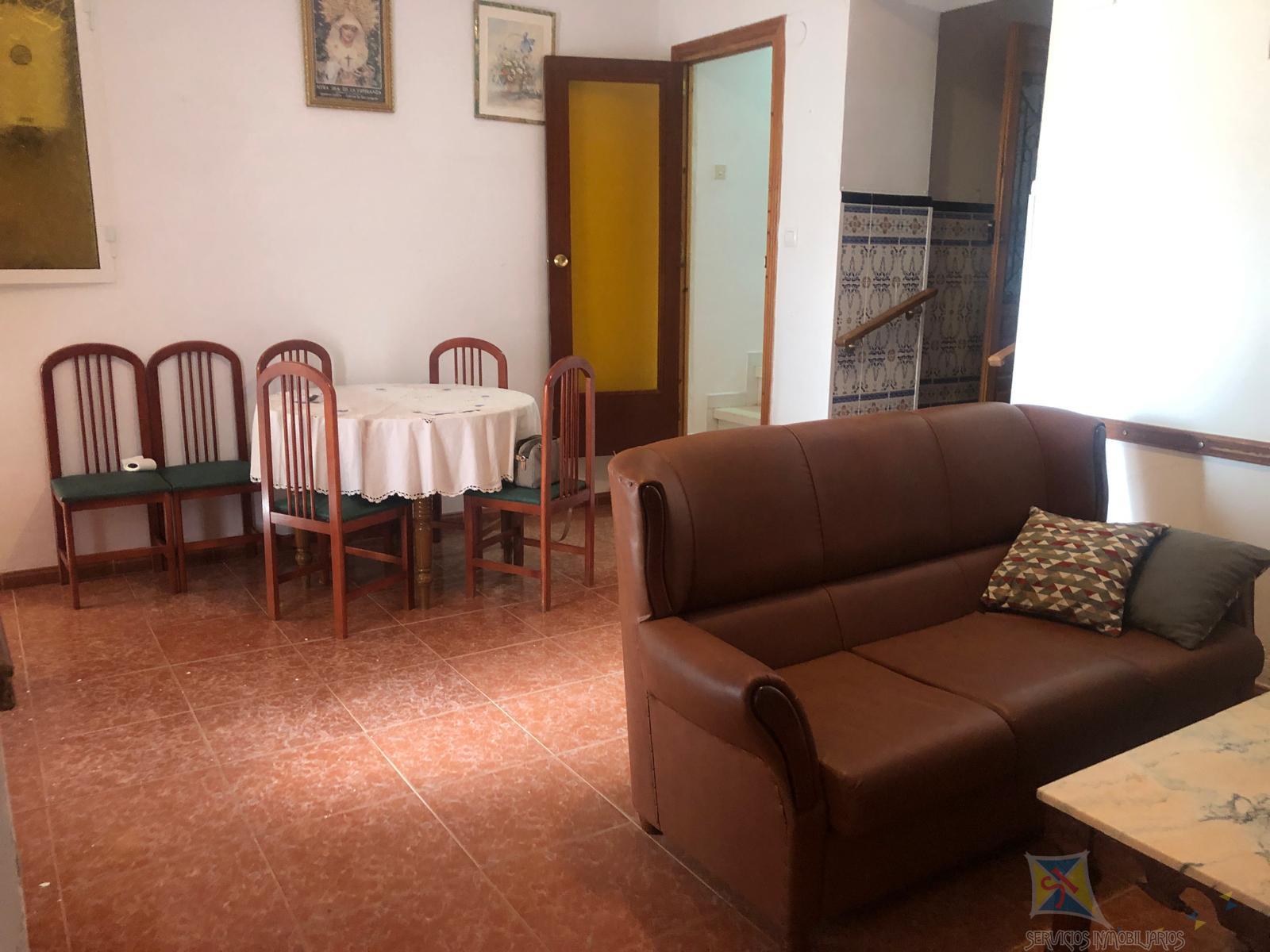 For sale of house in Cuevas Bajas