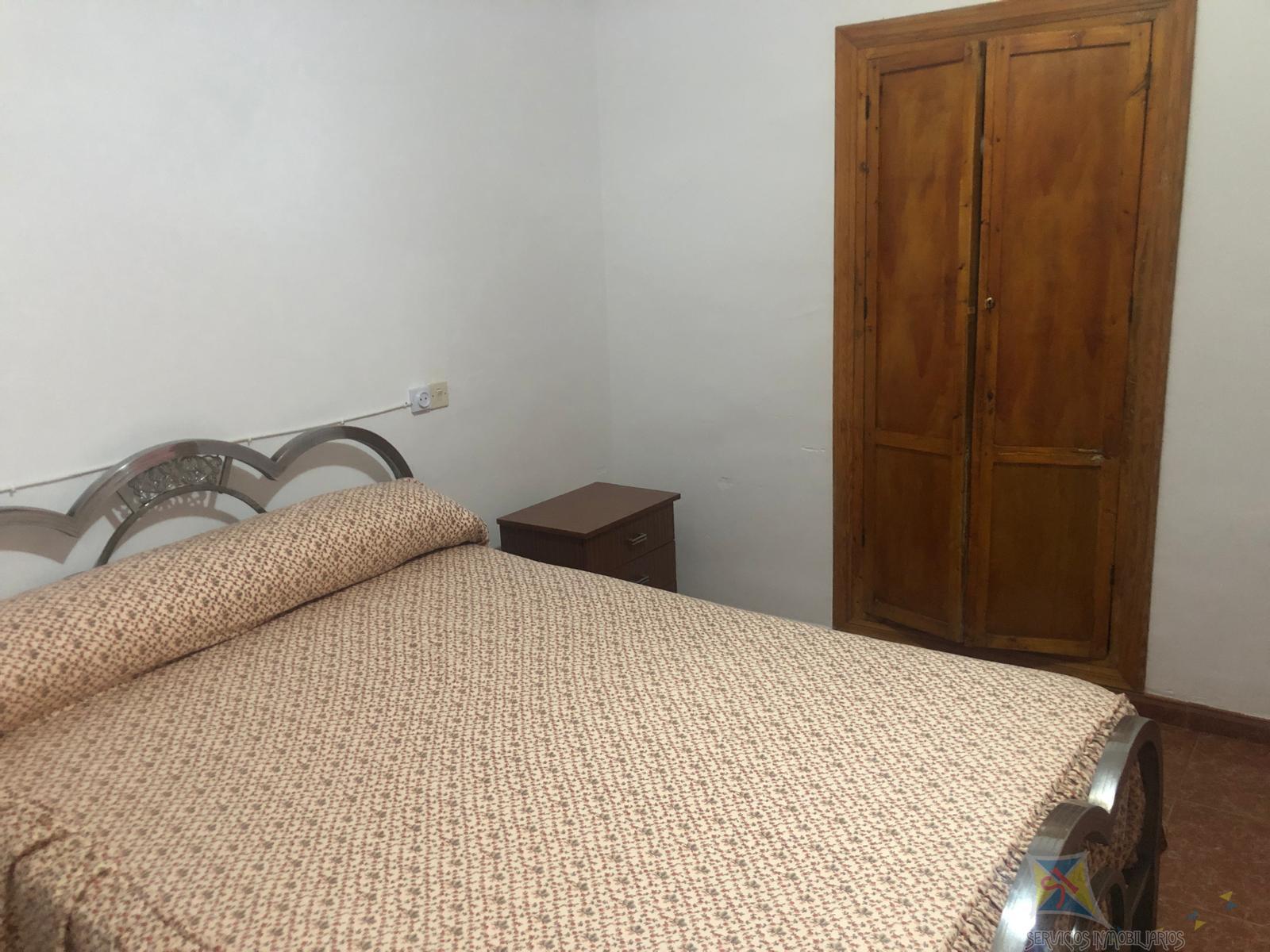 For sale of house in Cuevas Bajas