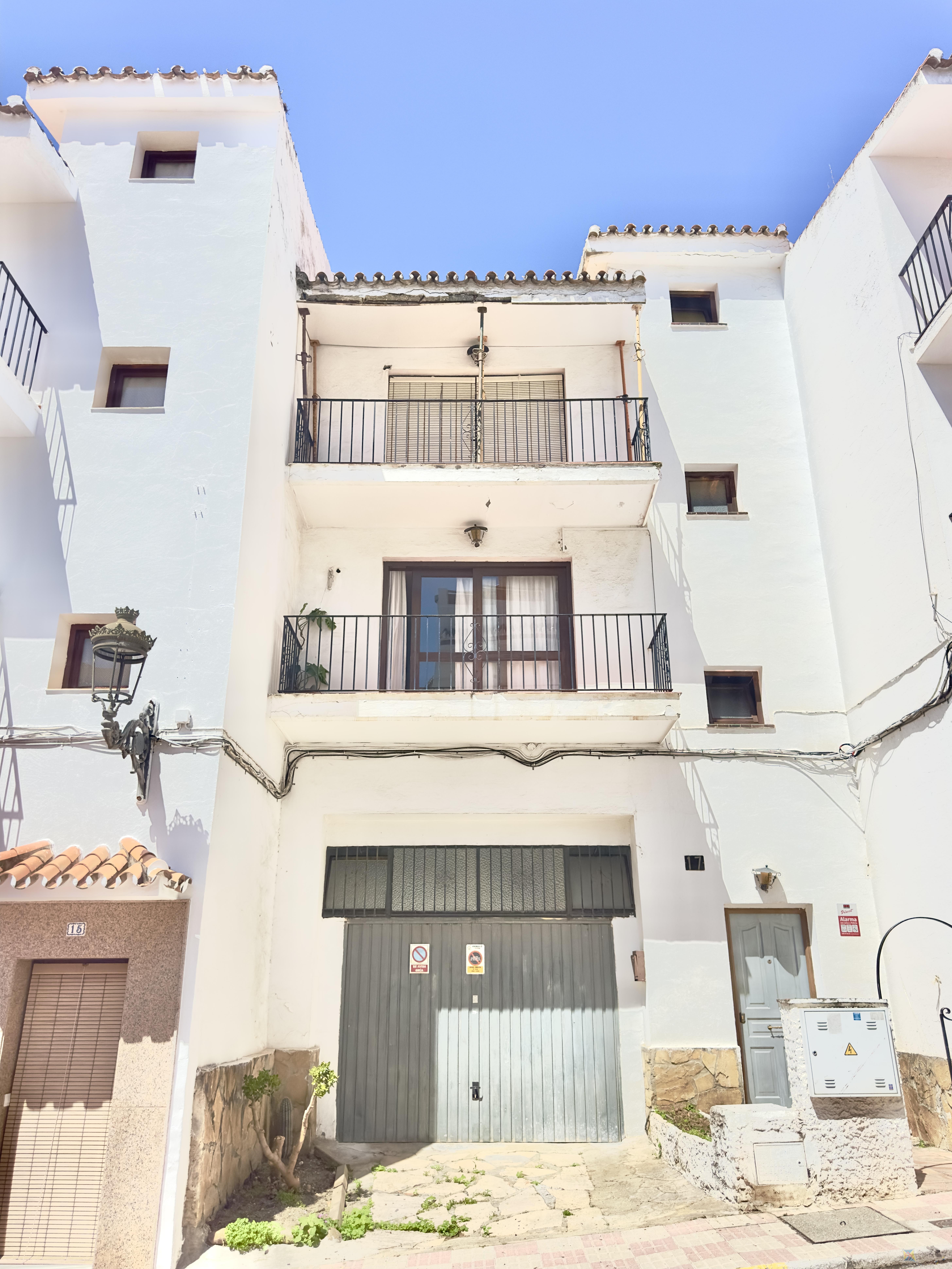 For sale of house in Estepona