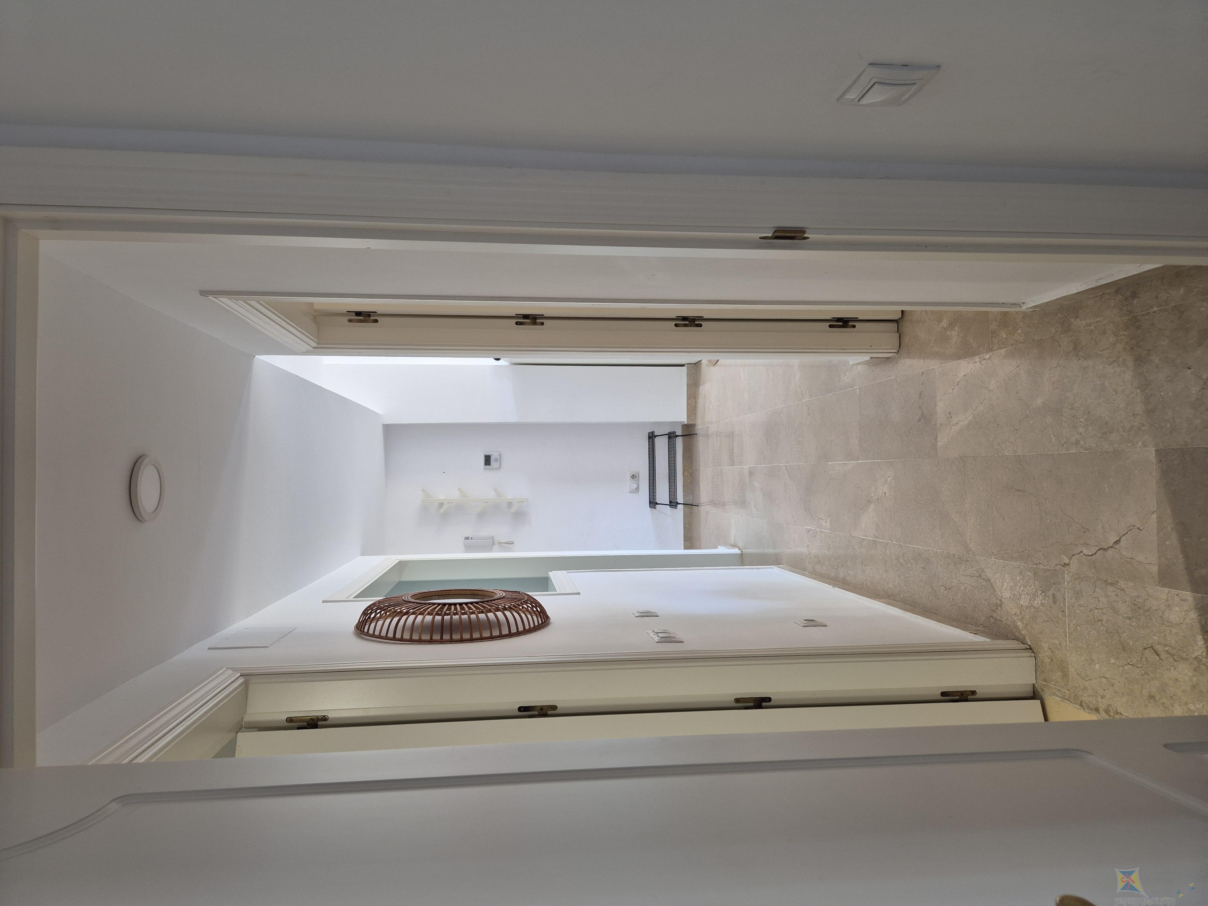 For sale of apartment in Manilva