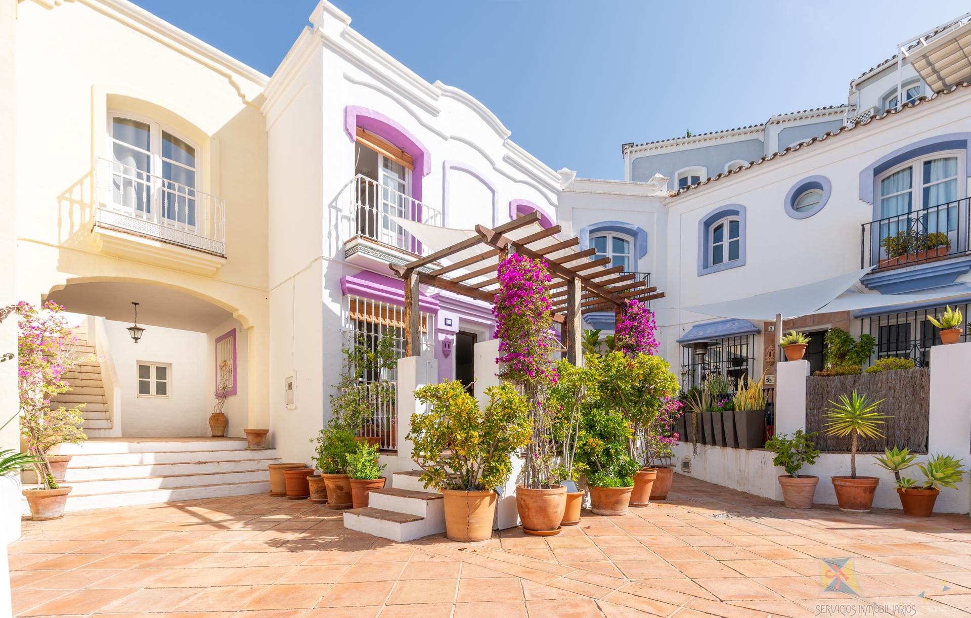 For sale of house in Benahavís