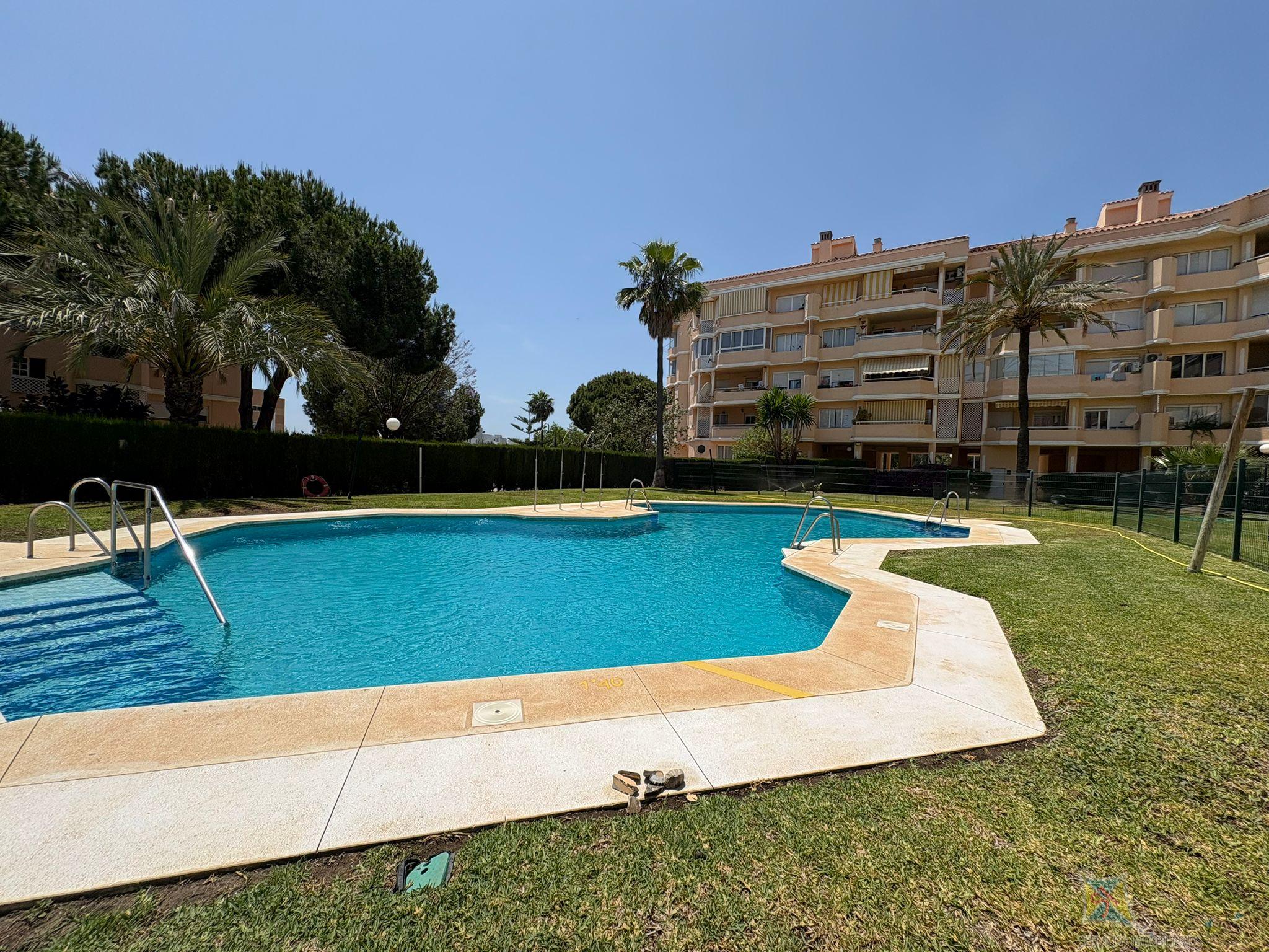 For sale of apartment in Estepona