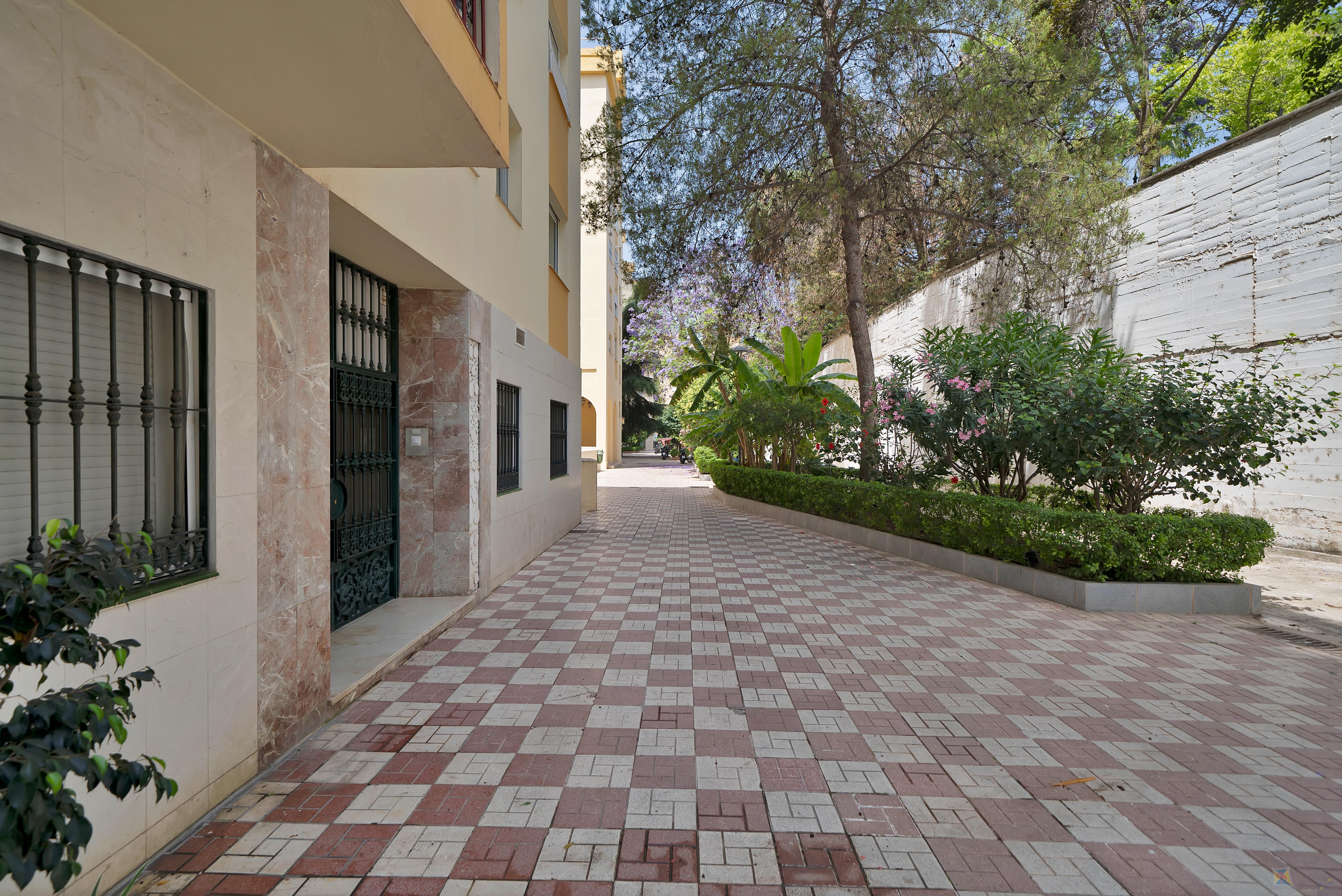 For sale of apartment in Marbella