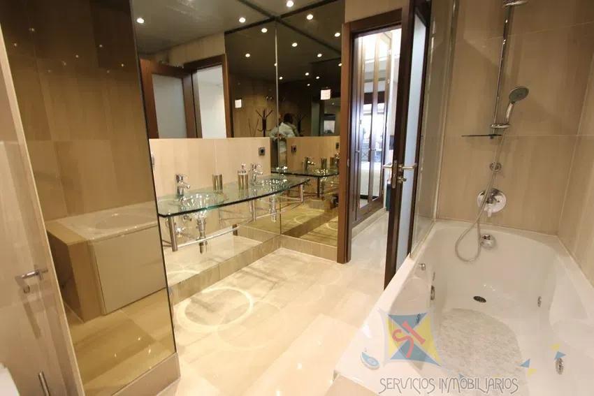 For sale of apartment in Estepona