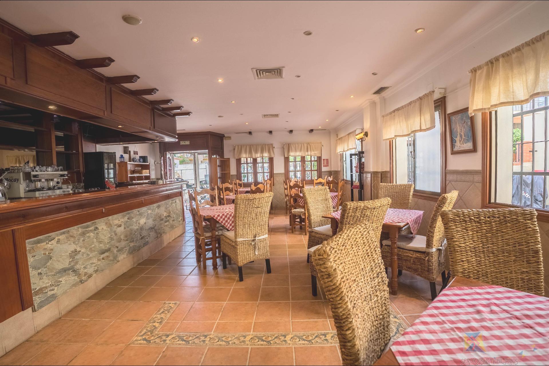 For sale of commercial in Fuengirola