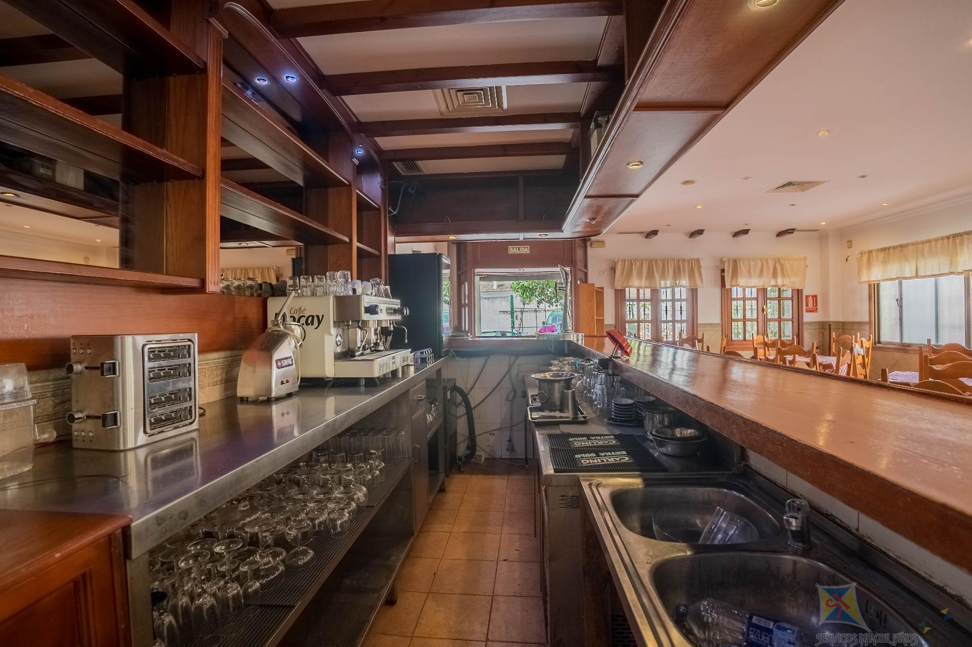 For sale of commercial in Fuengirola