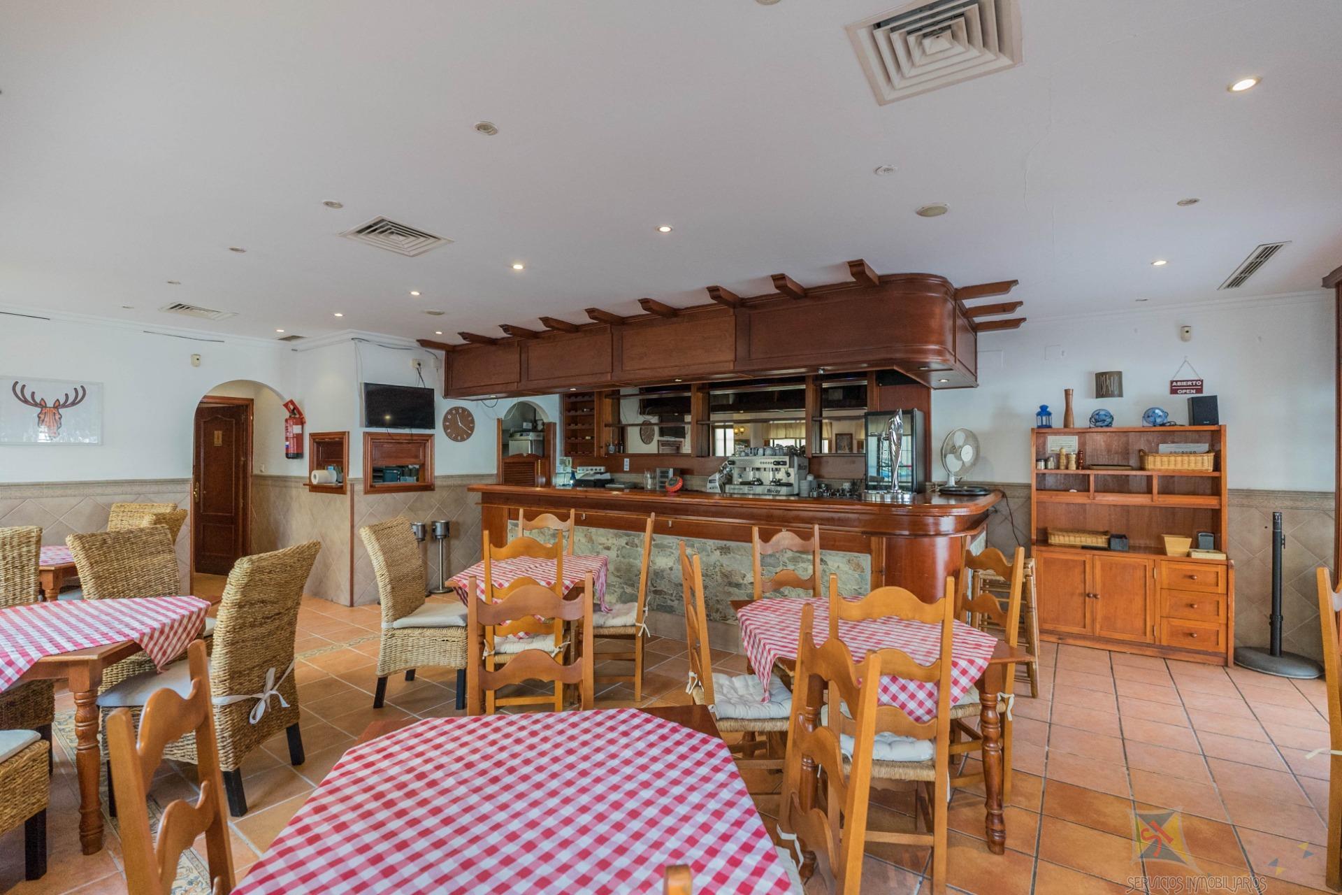 For sale of commercial in Fuengirola