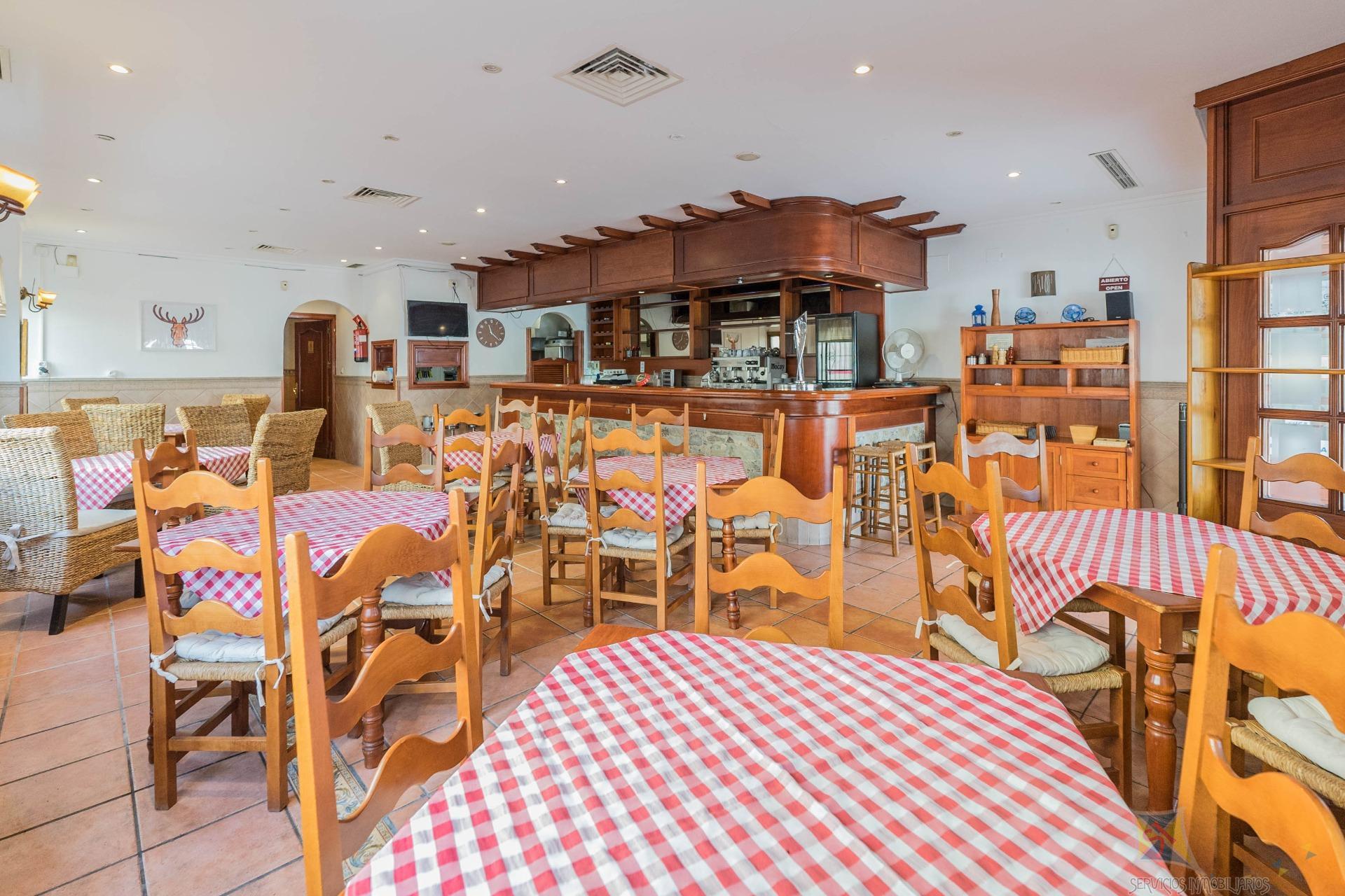 For sale of commercial in Fuengirola