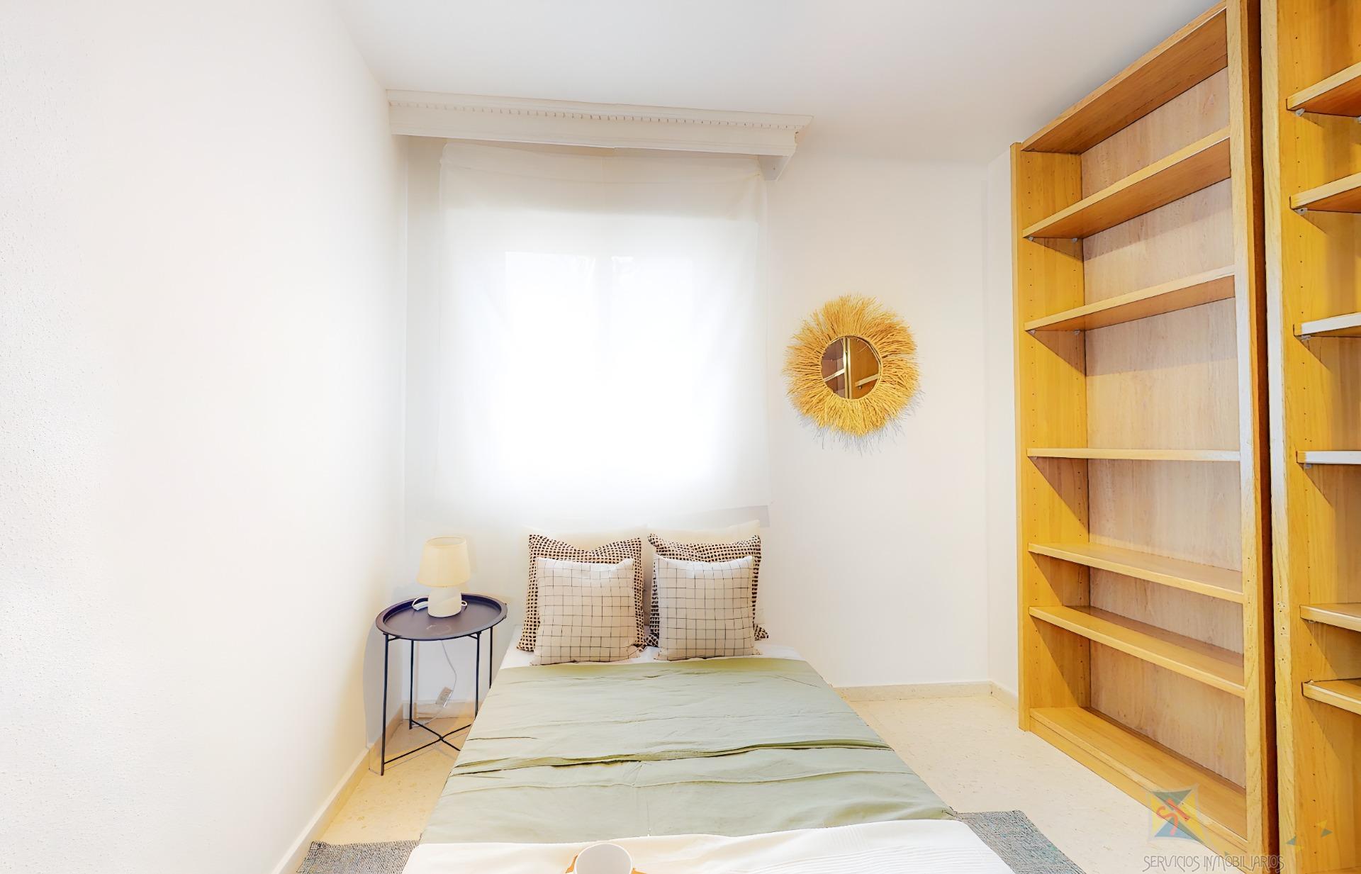 For sale of flat in Benalmádena