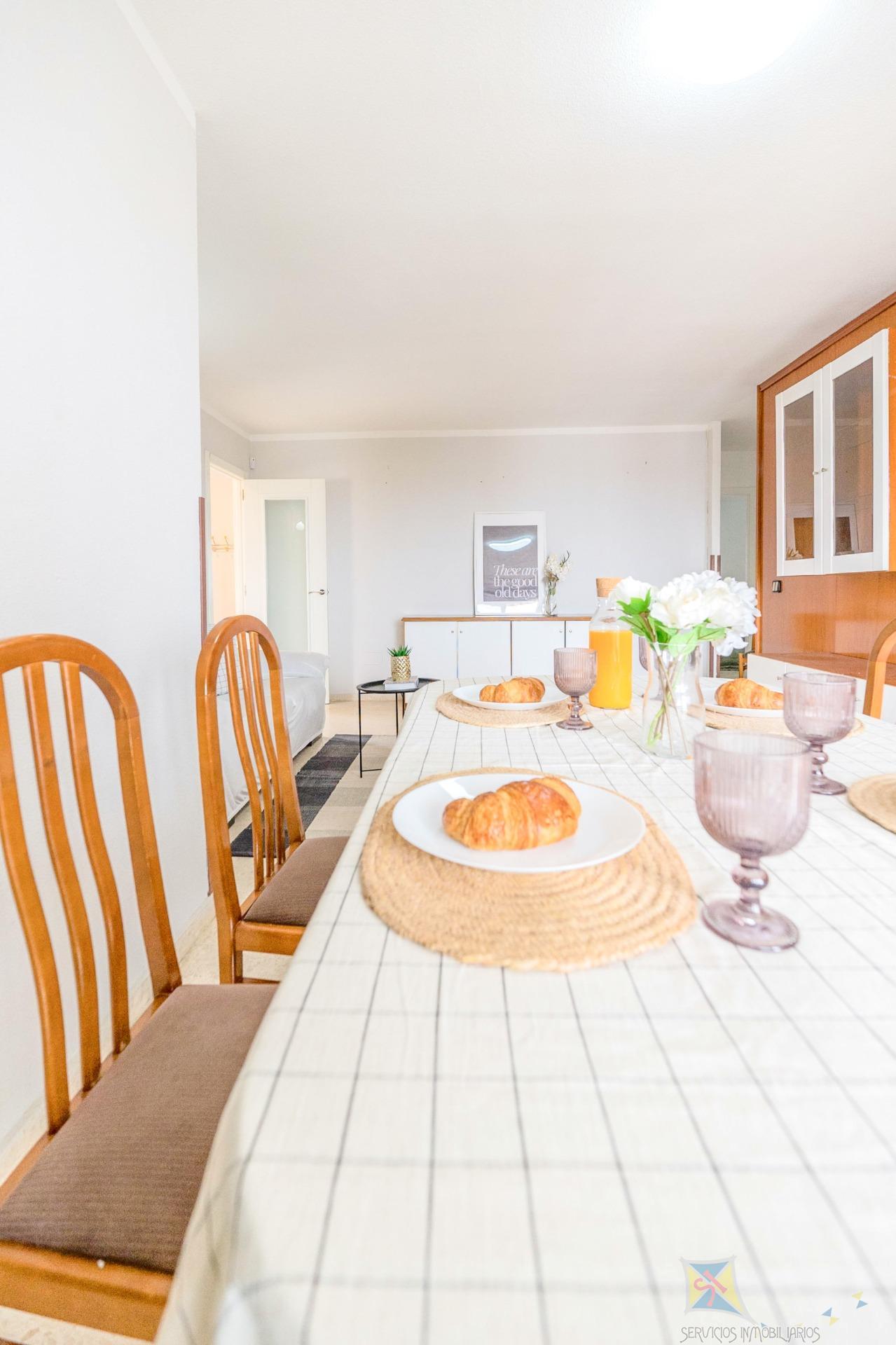 For sale of flat in Benalmádena