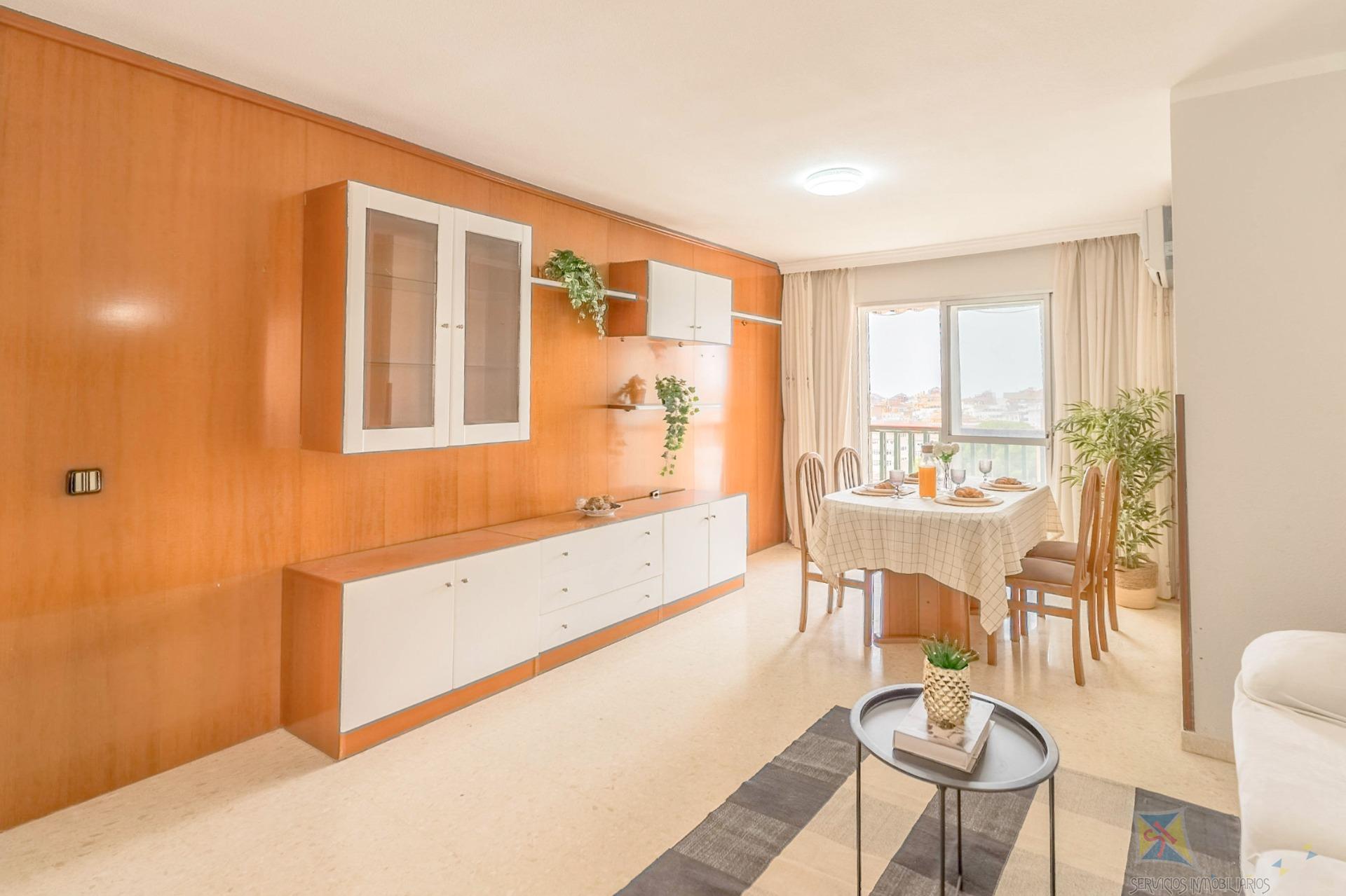 For sale of flat in Benalmádena