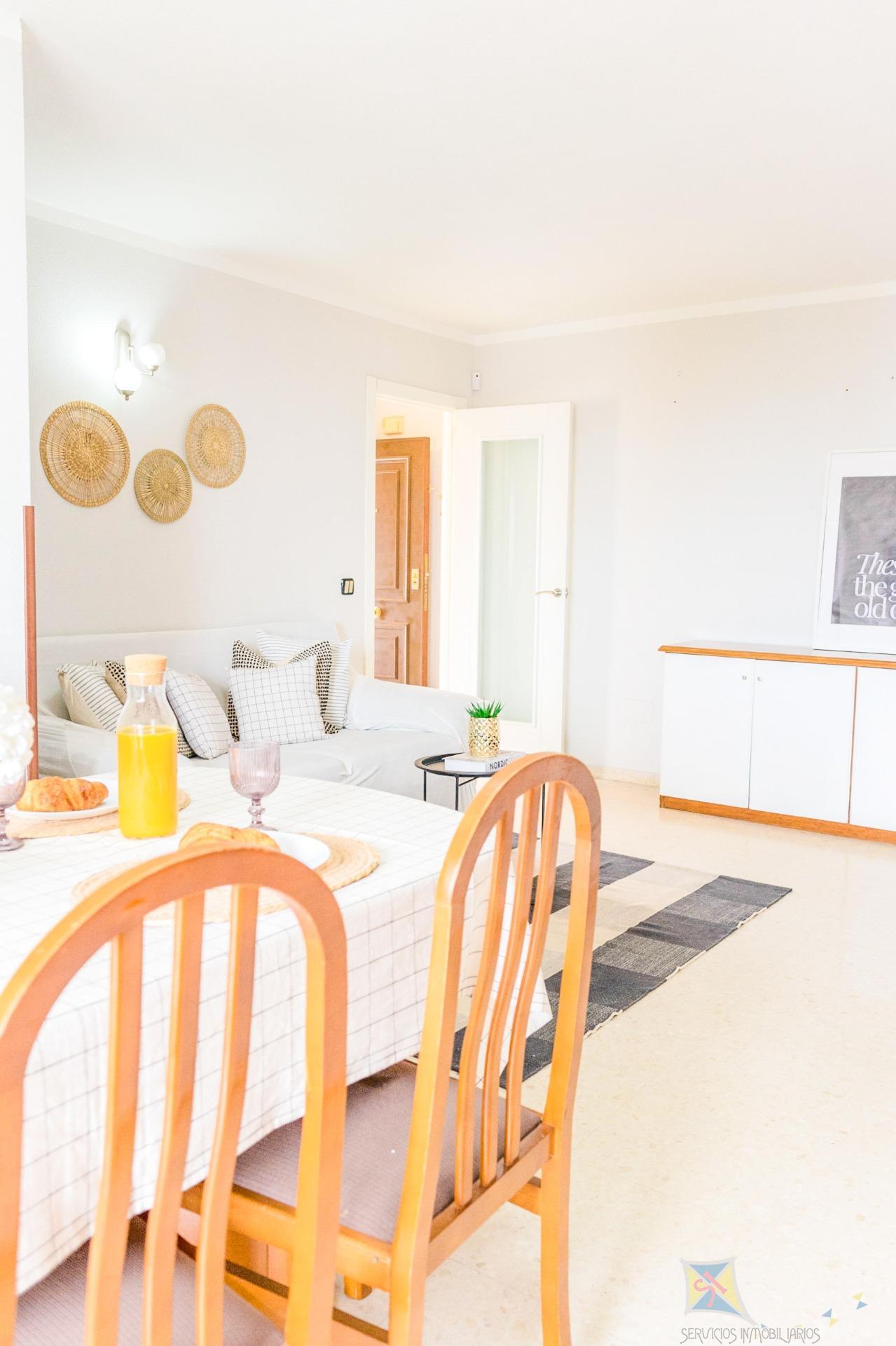 For sale of flat in Benalmádena