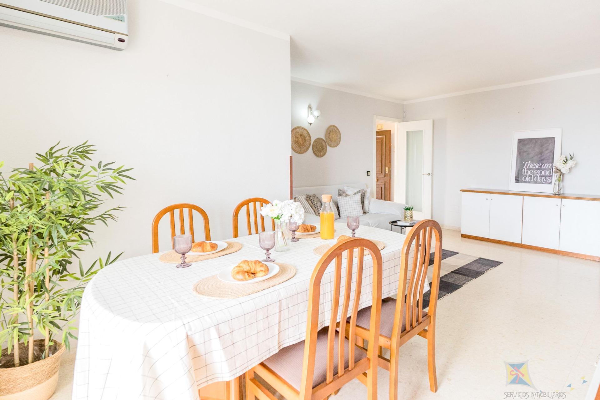 For sale of flat in Benalmádena