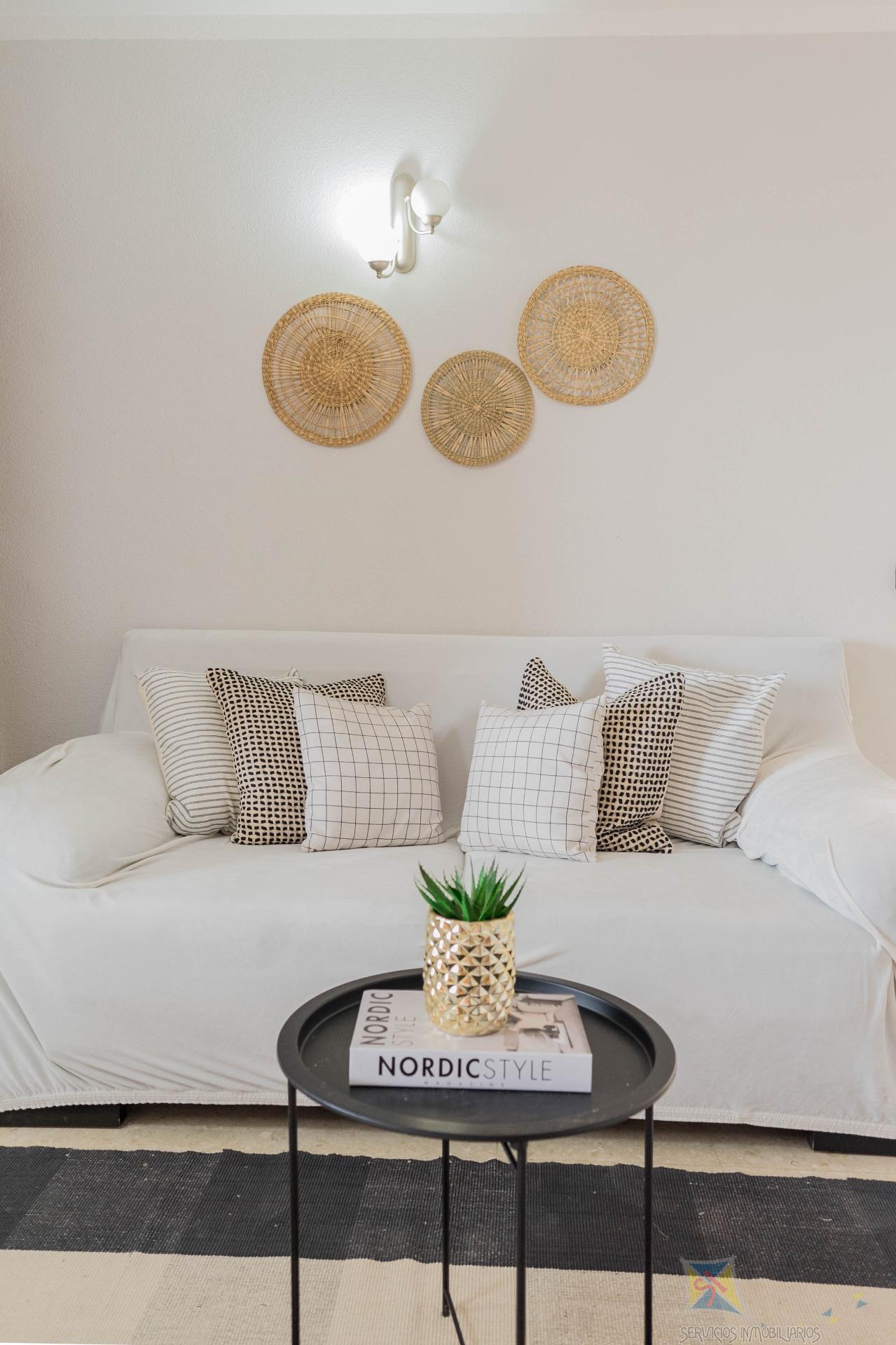For sale of flat in Benalmádena