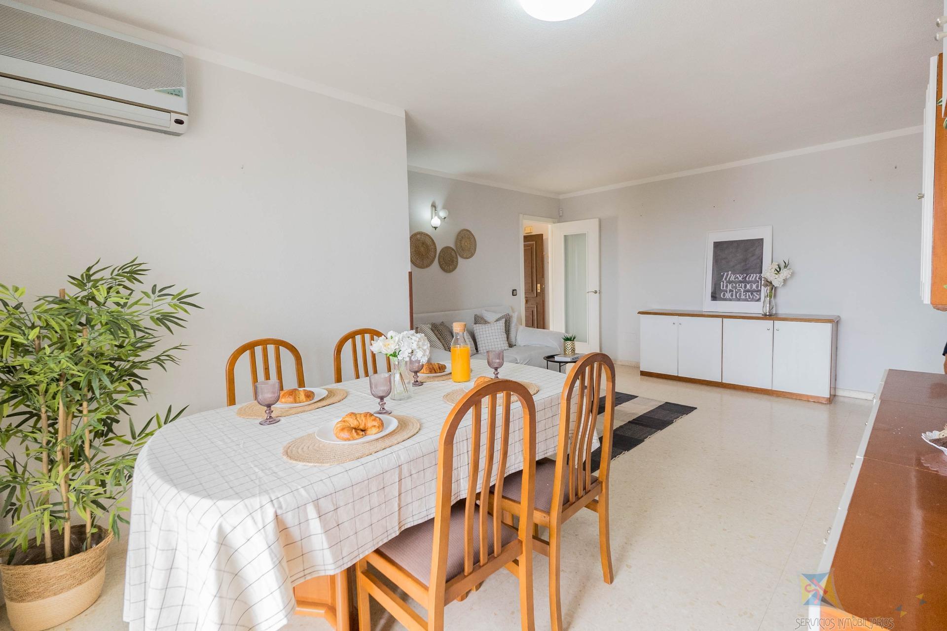 For sale of flat in Benalmádena