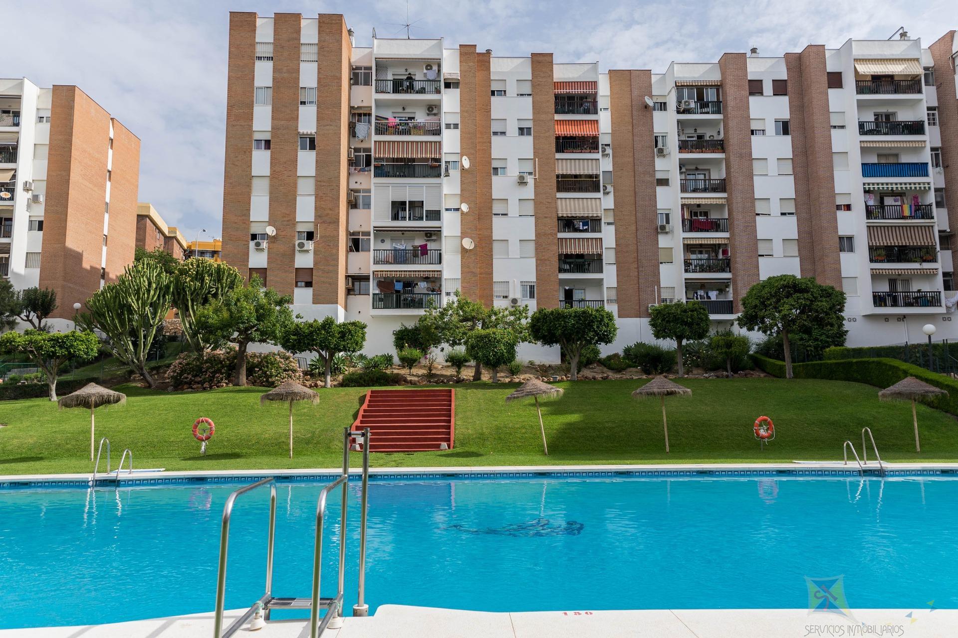 For sale of flat in Benalmádena