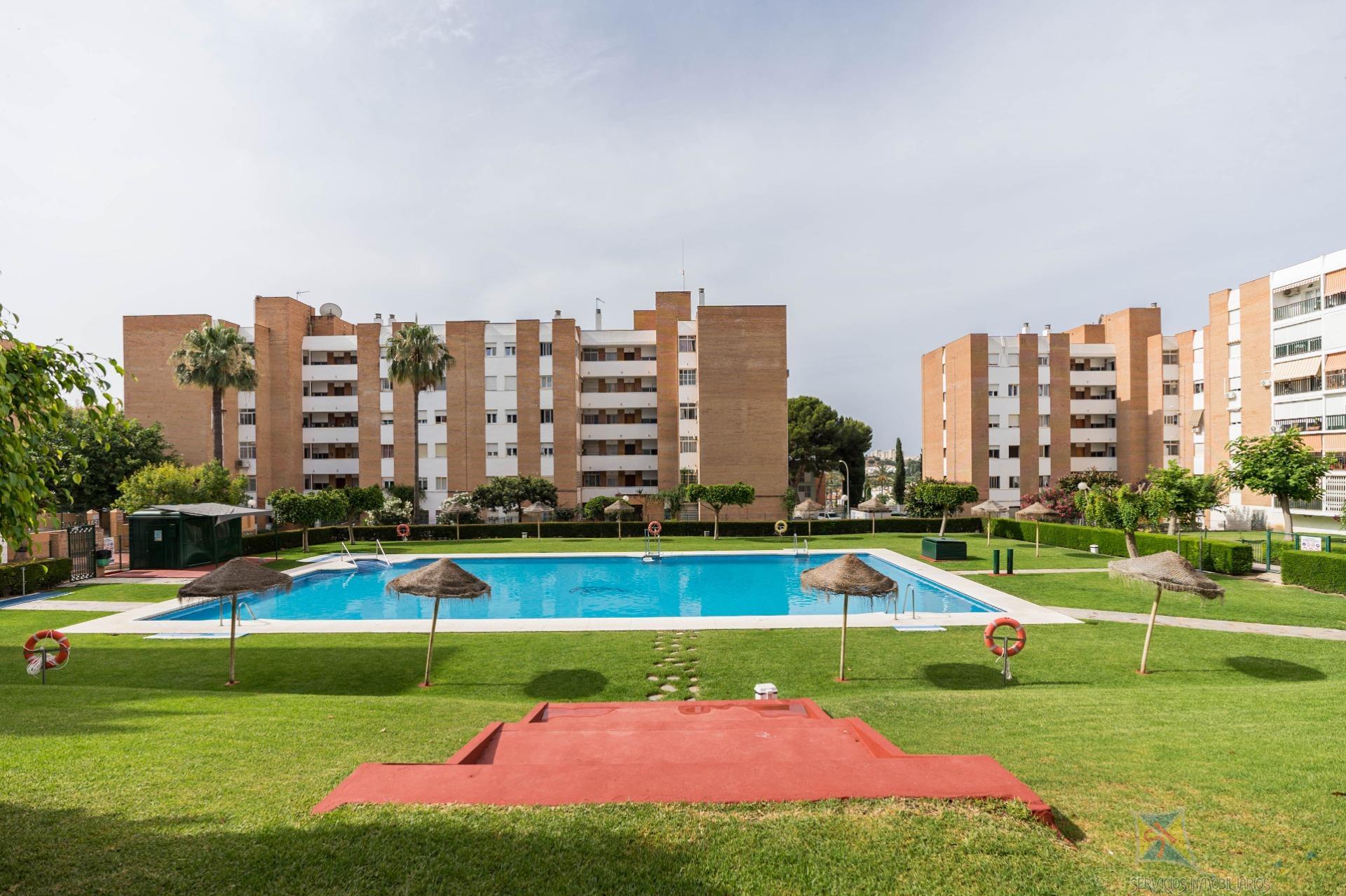For sale of flat in Benalmádena