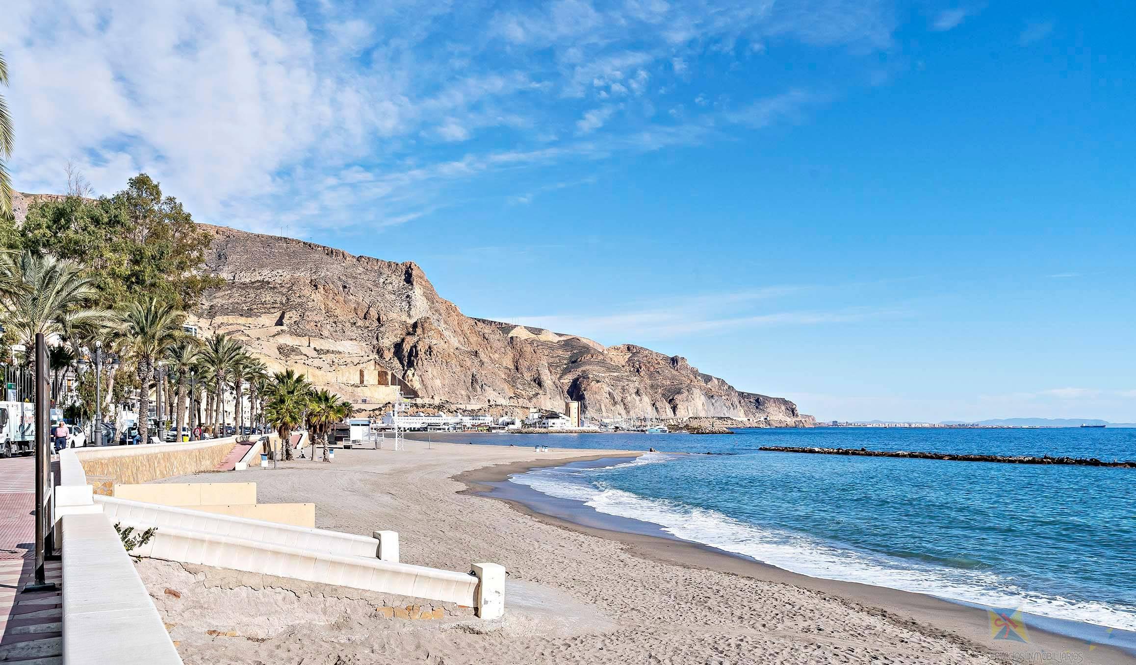For sale of flat in Aguadulce